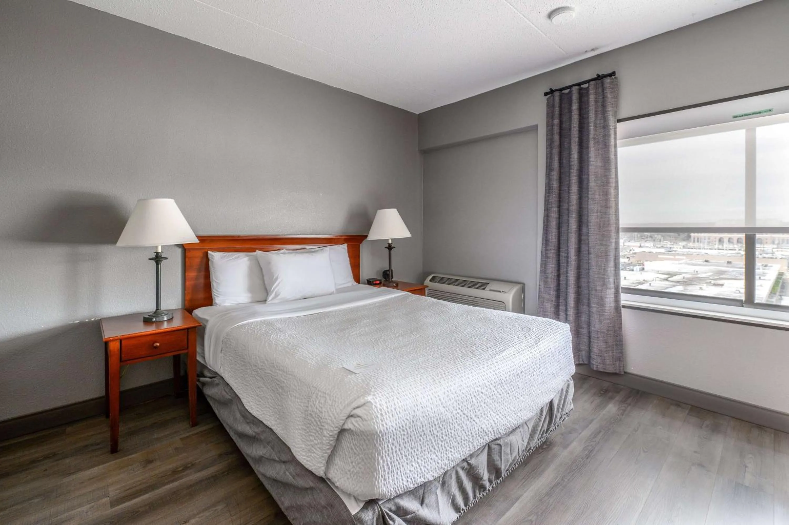 Photo of the whole room, Bed in La Quinta by Wyndham New Haven