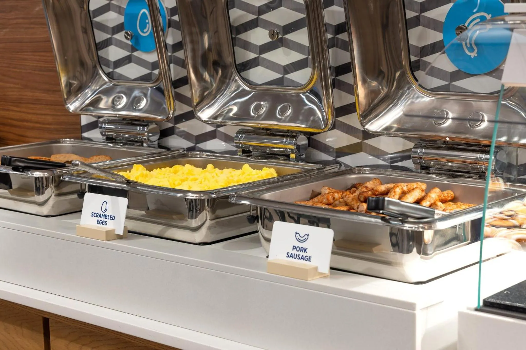 Breakfast in La Quinta by Wyndham St. Albans