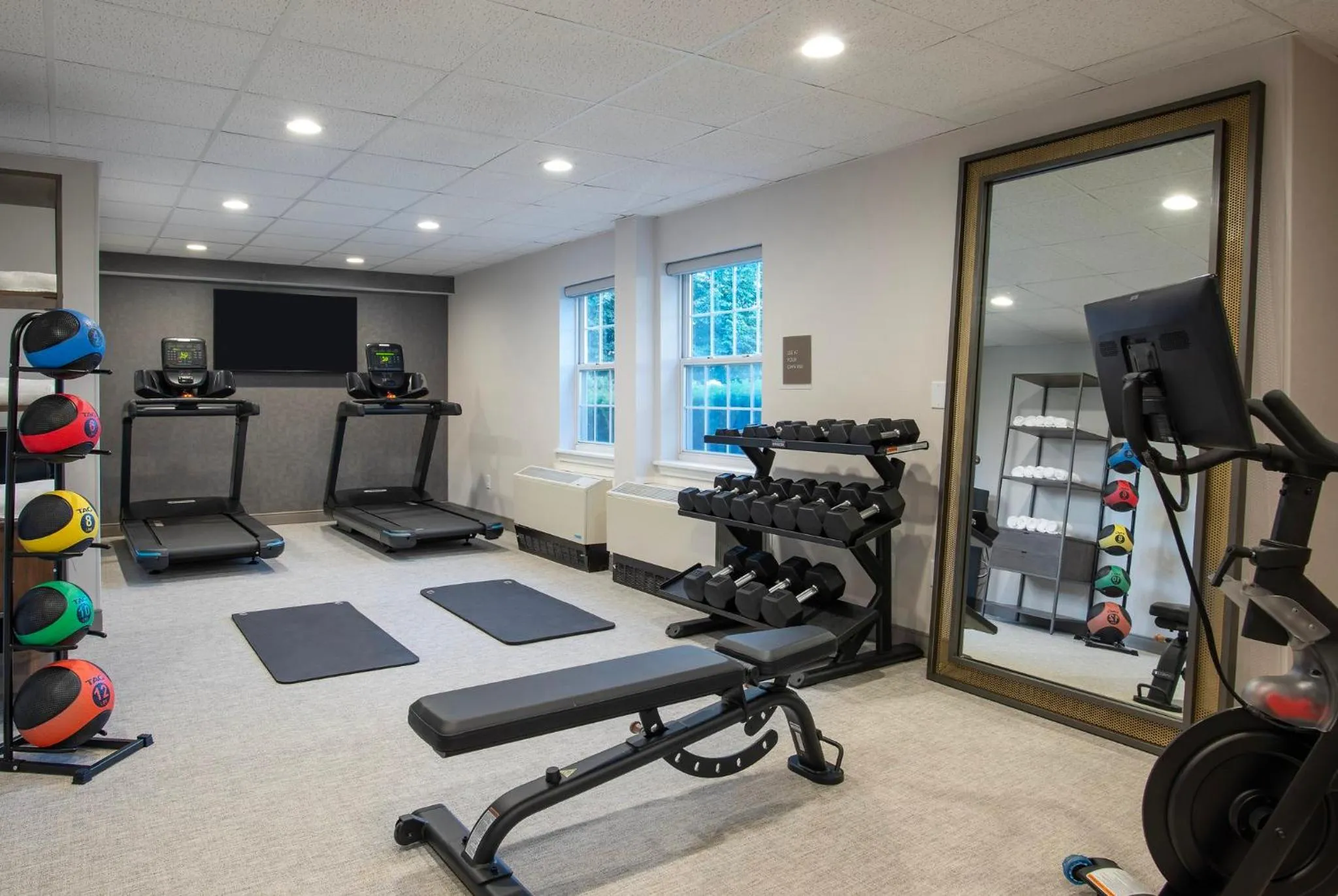 Fitness centre/facilities in La Quinta by Wyndham St. Albans