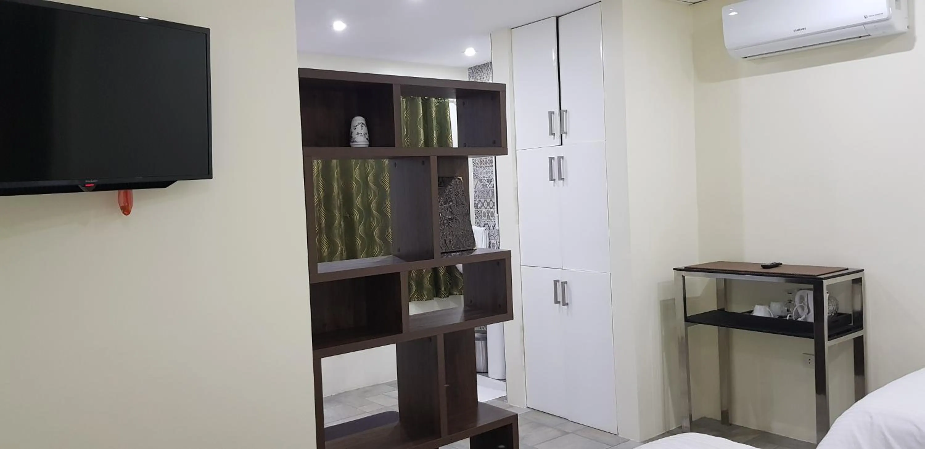 Coffee/tea facilities, Bed in Cess Summer Boutique Hotel