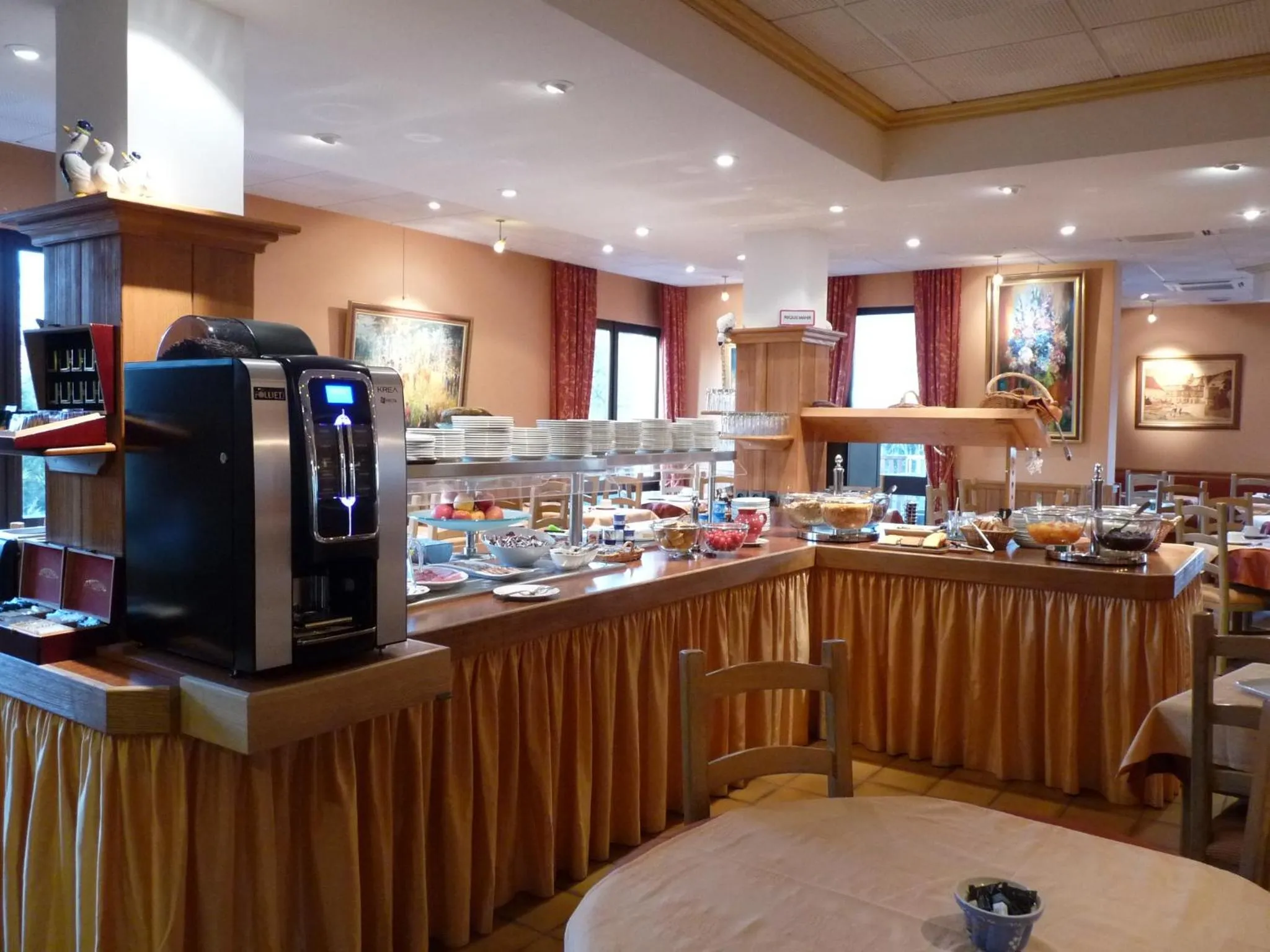 Buffet breakfast in Hôtel Le Riquewihr