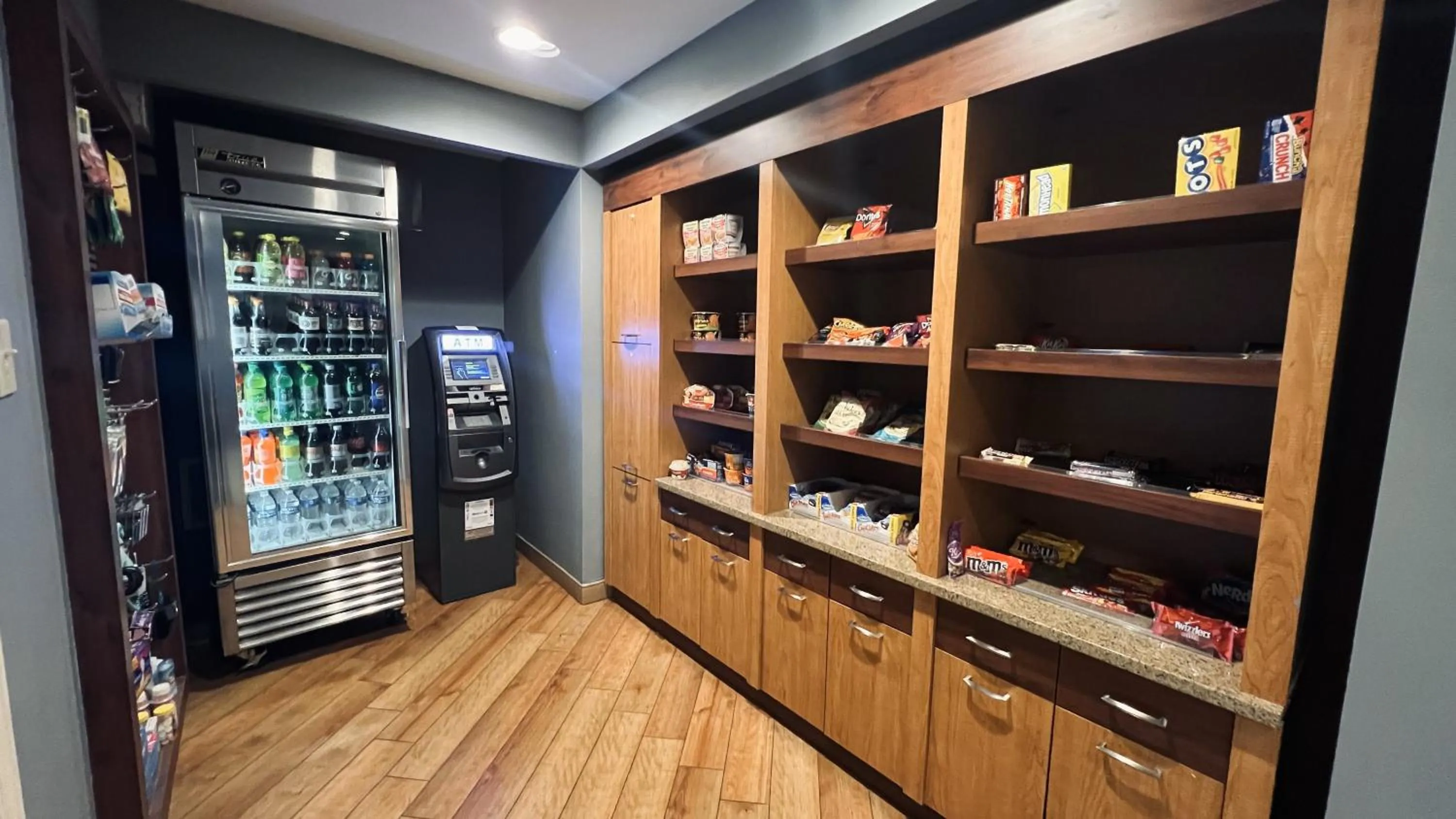 Food and drinks in La Quinta Inn by Wyndham Sheboygan