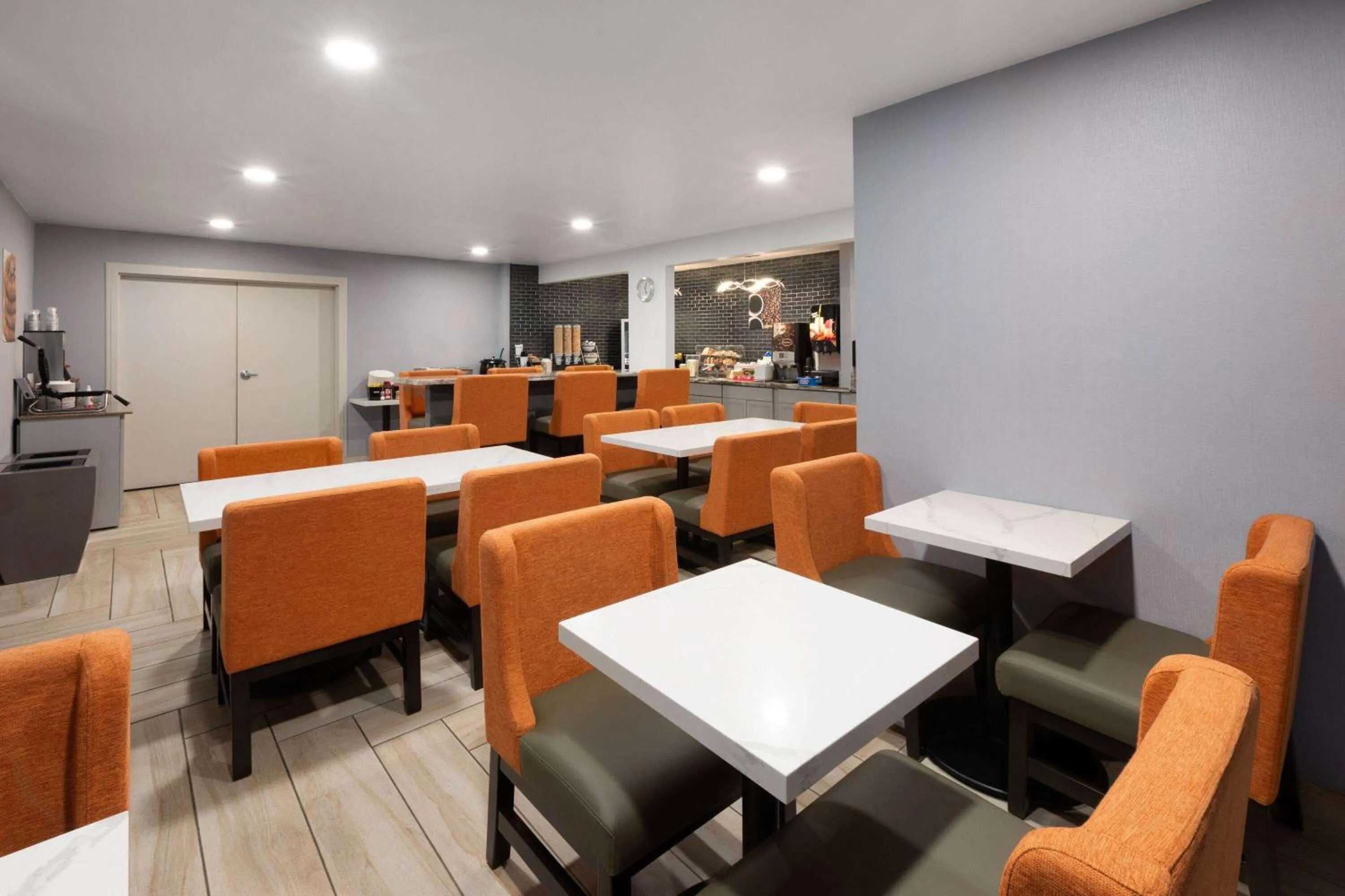 Breakfast in La Quinta Inn by Wyndham Sheboygan