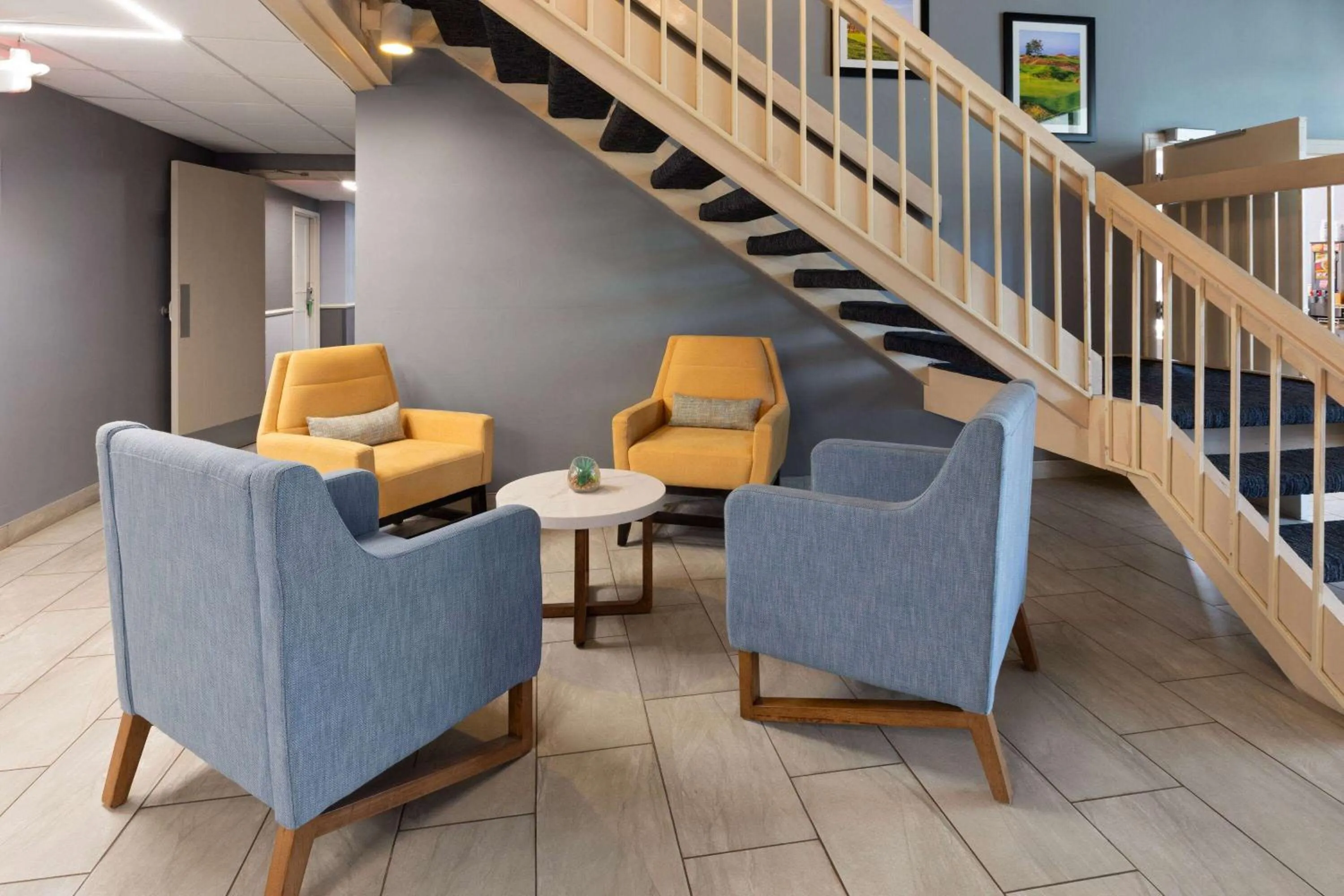 Lobby or reception in La Quinta Inn by Wyndham Sheboygan