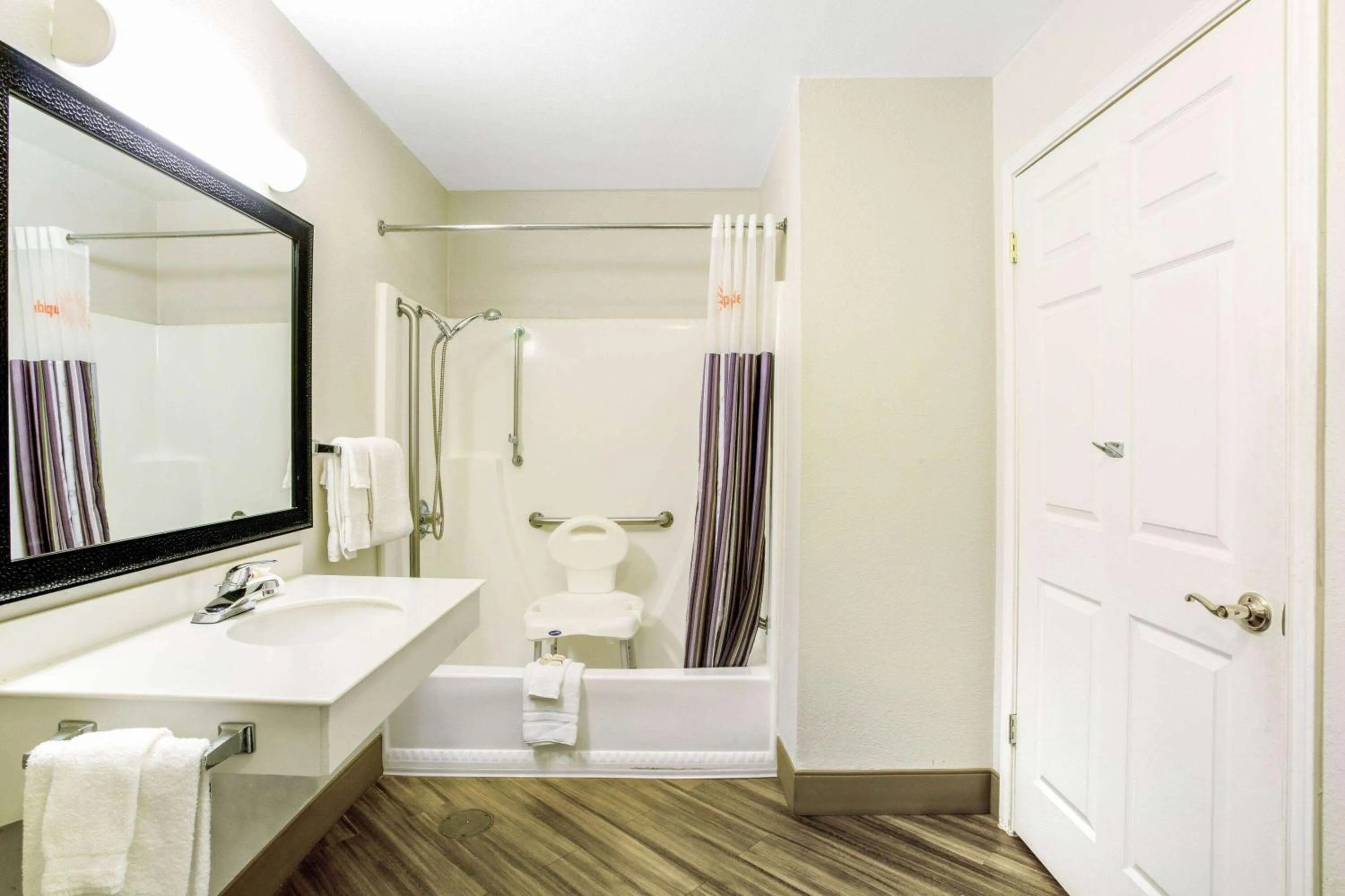 Bathroom in La Quinta Inn by Wyndham and Conference Center San Angelo