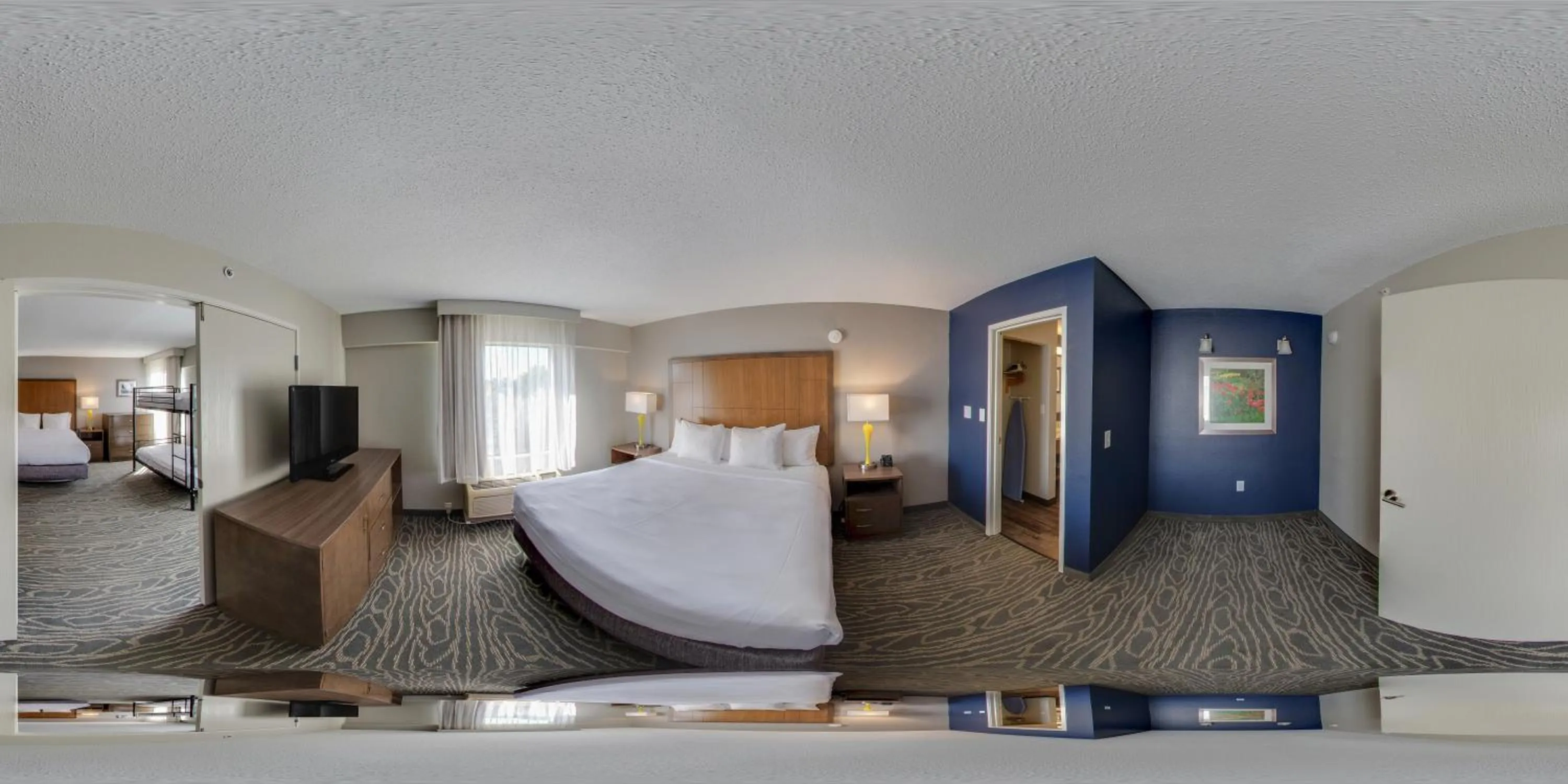 Bedroom, Bed in Comfort Inn & Suites Tipp City Dayton North I-75