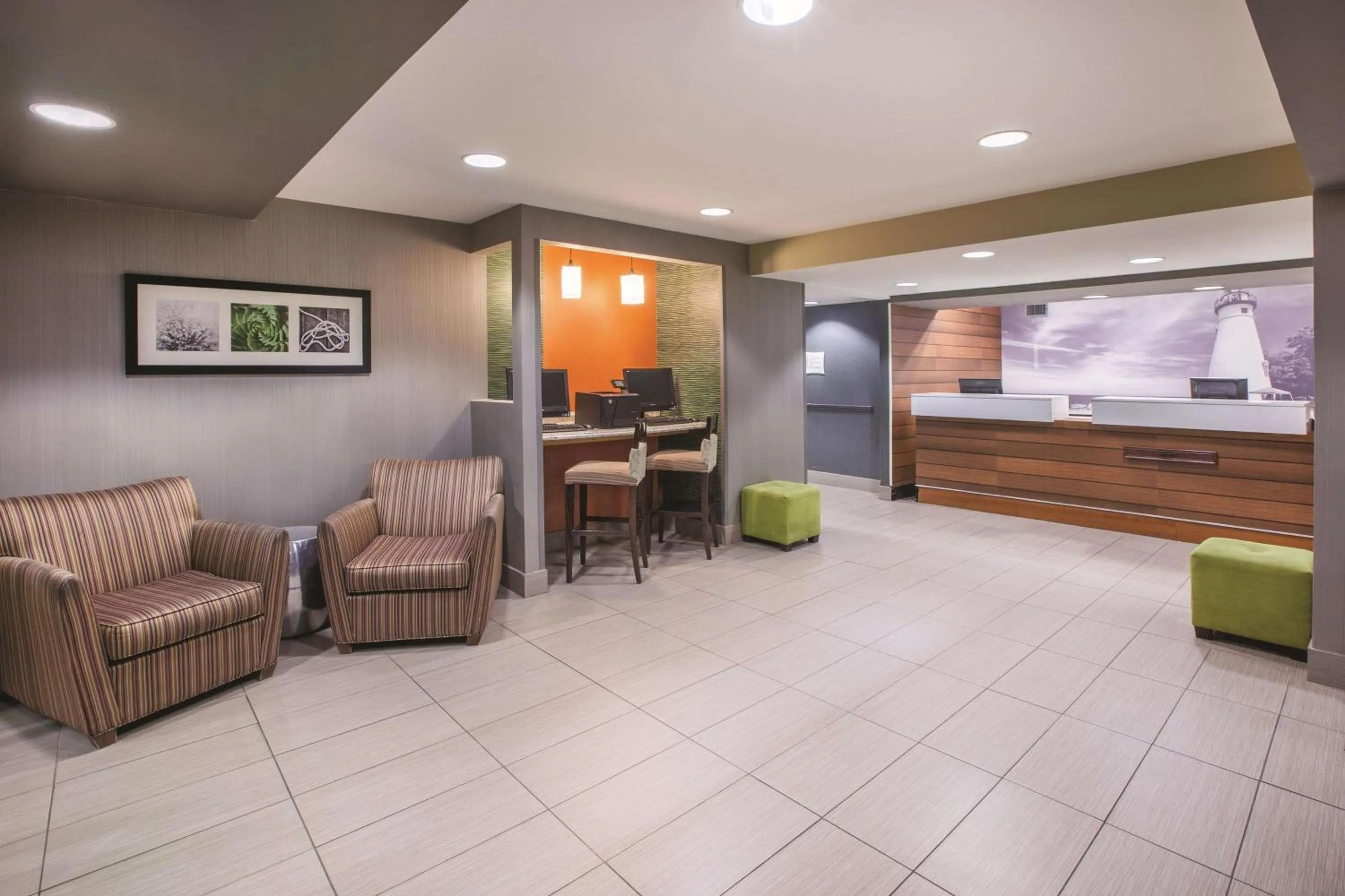 Lobby or reception in La Quinta by Wyndham Erie