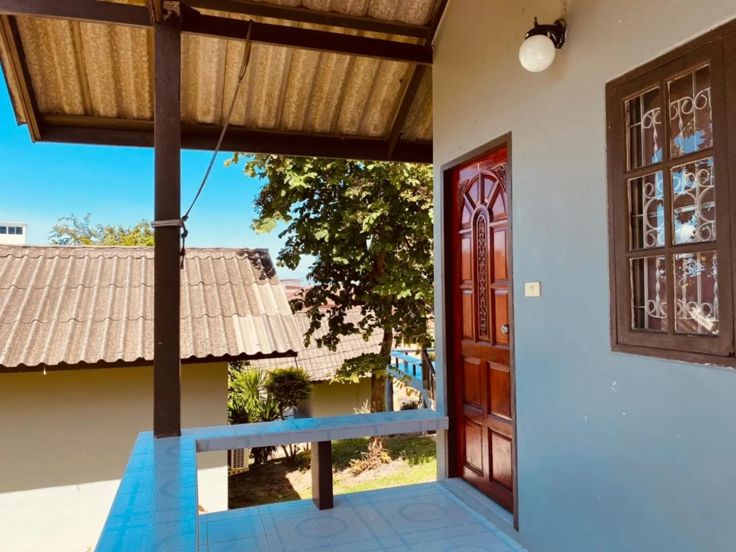 Balcony/Terrace in Phupha Bungalow Haad Rin