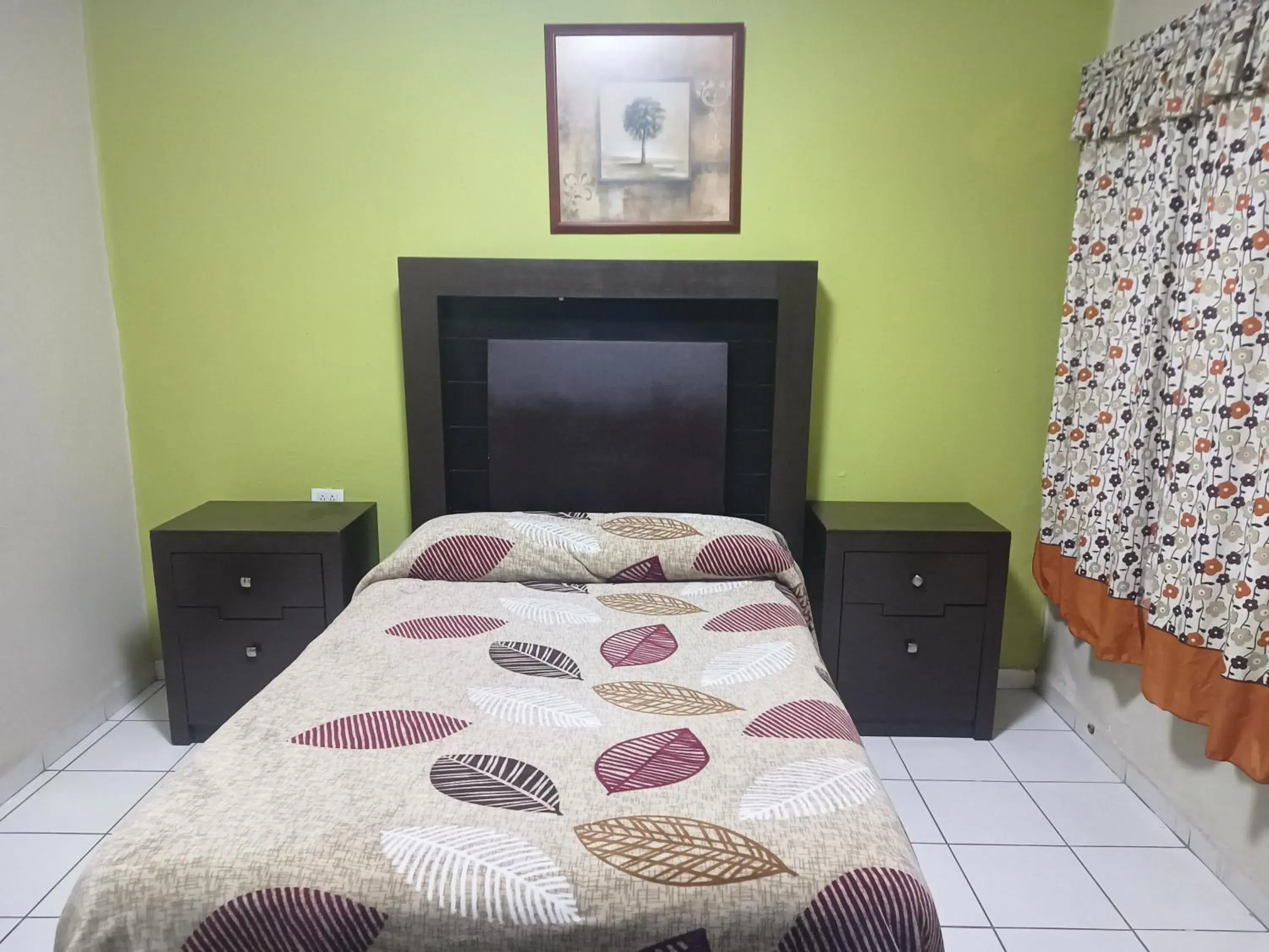 Queen Room in HOTEL BAEZA Queen Room in HOTEL BAEZA