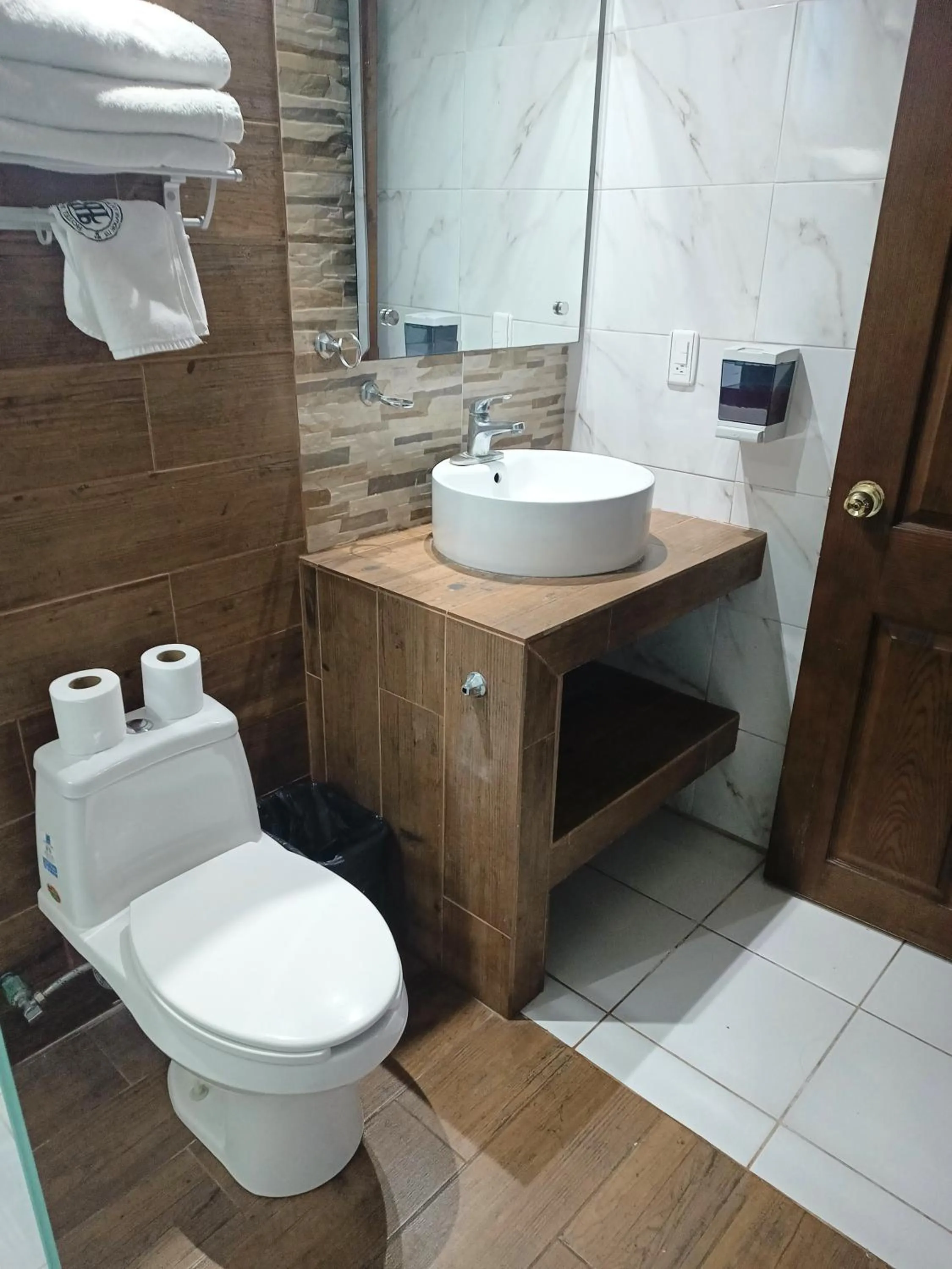 Bathroom in HOTEL BAEZA