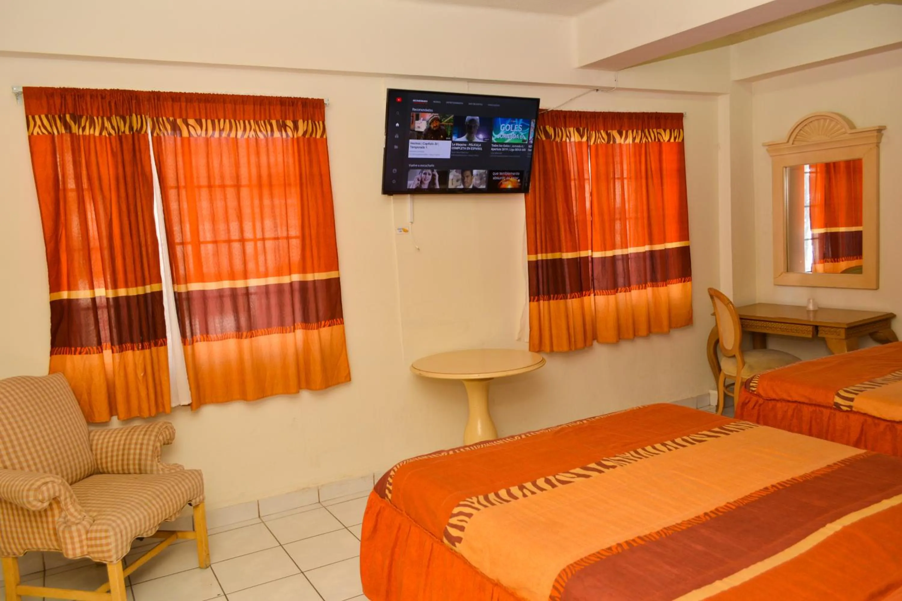 Photo of the whole room, Bed in HOTEL BAEZA