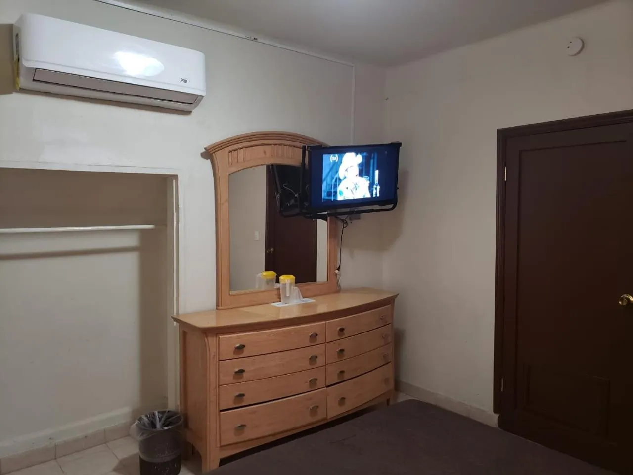 TV and multimedia in HOTEL BAEZA