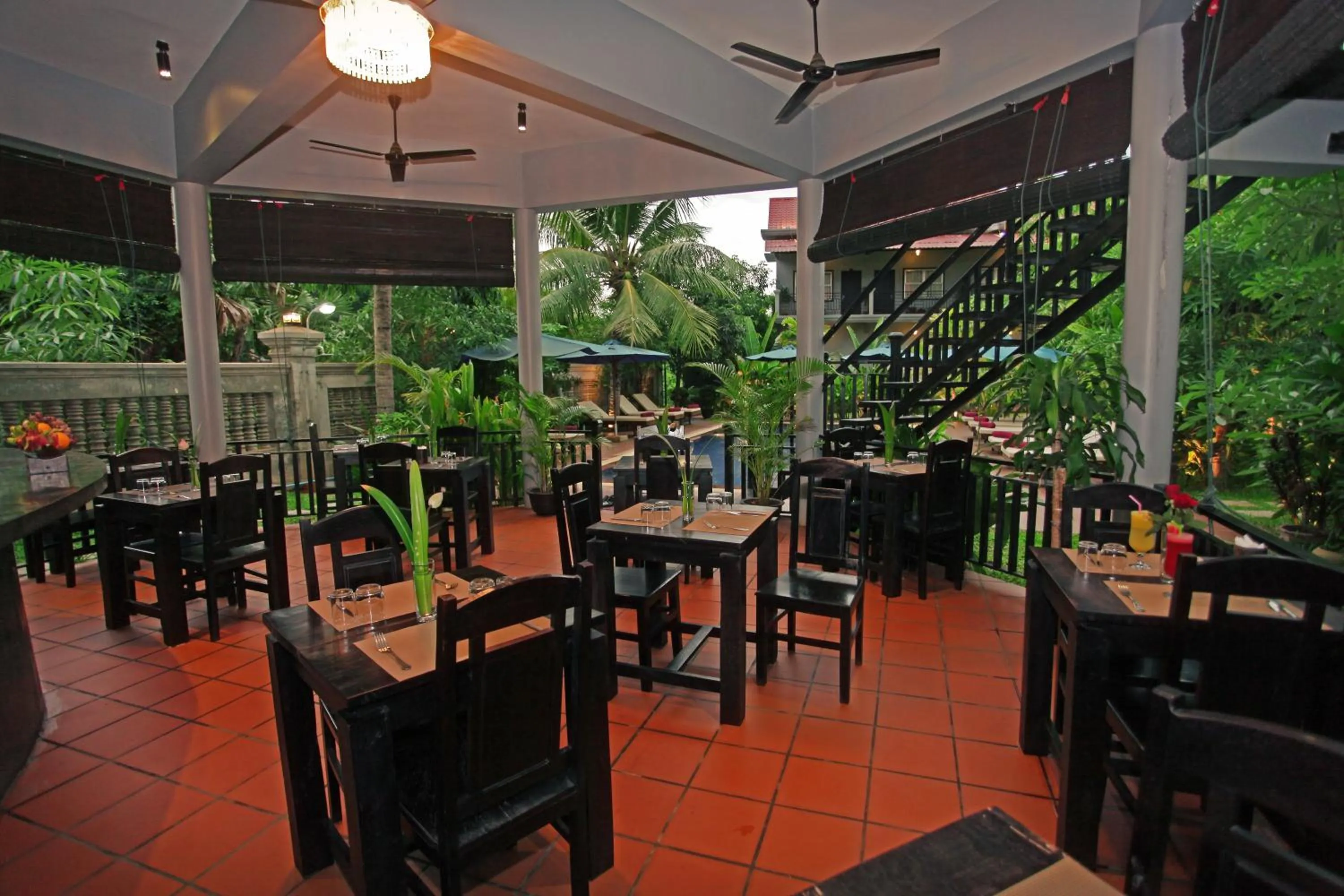 Restaurant/places to eat in Reveal Angkor Hotel