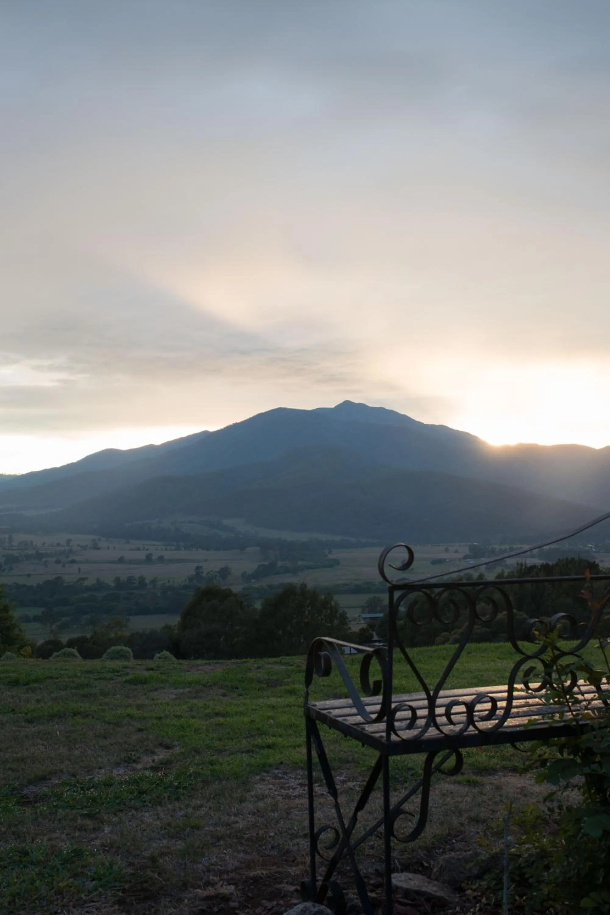 Mountain view in Allamar Motel