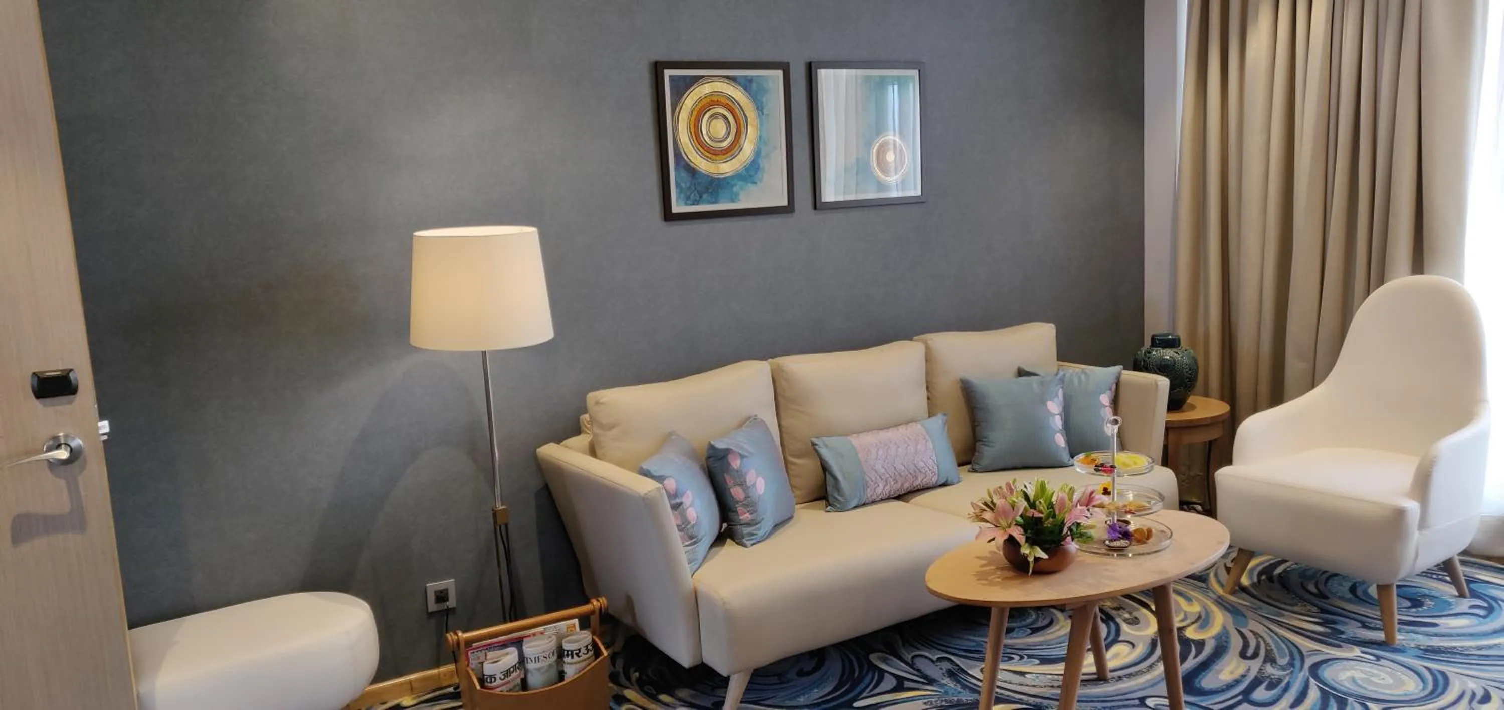 Seating area in Welcomhotel by ITC Hotels, Shimla