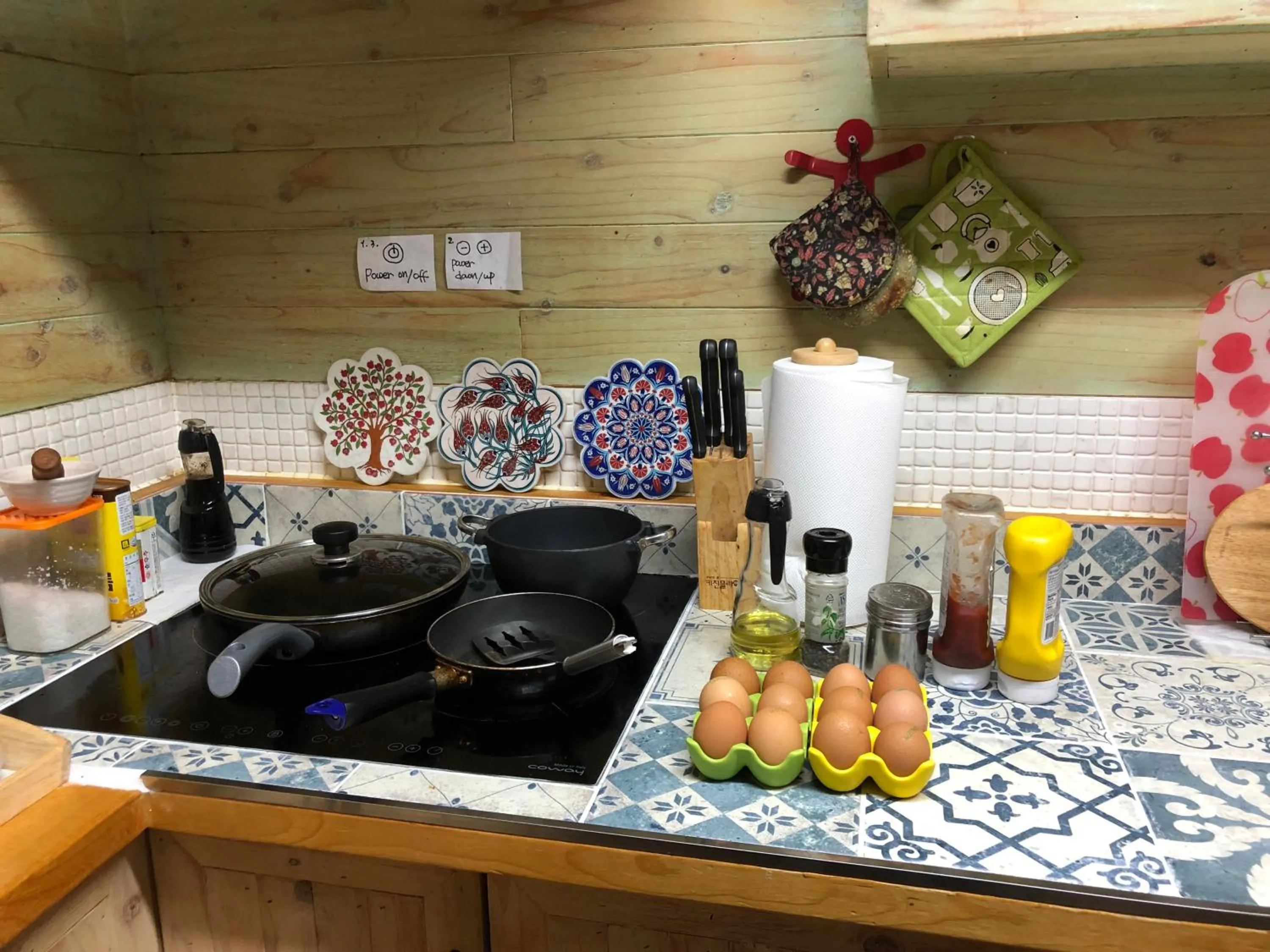 Kitchen or kitchenette in Gyeongju Momojane Guesthouse