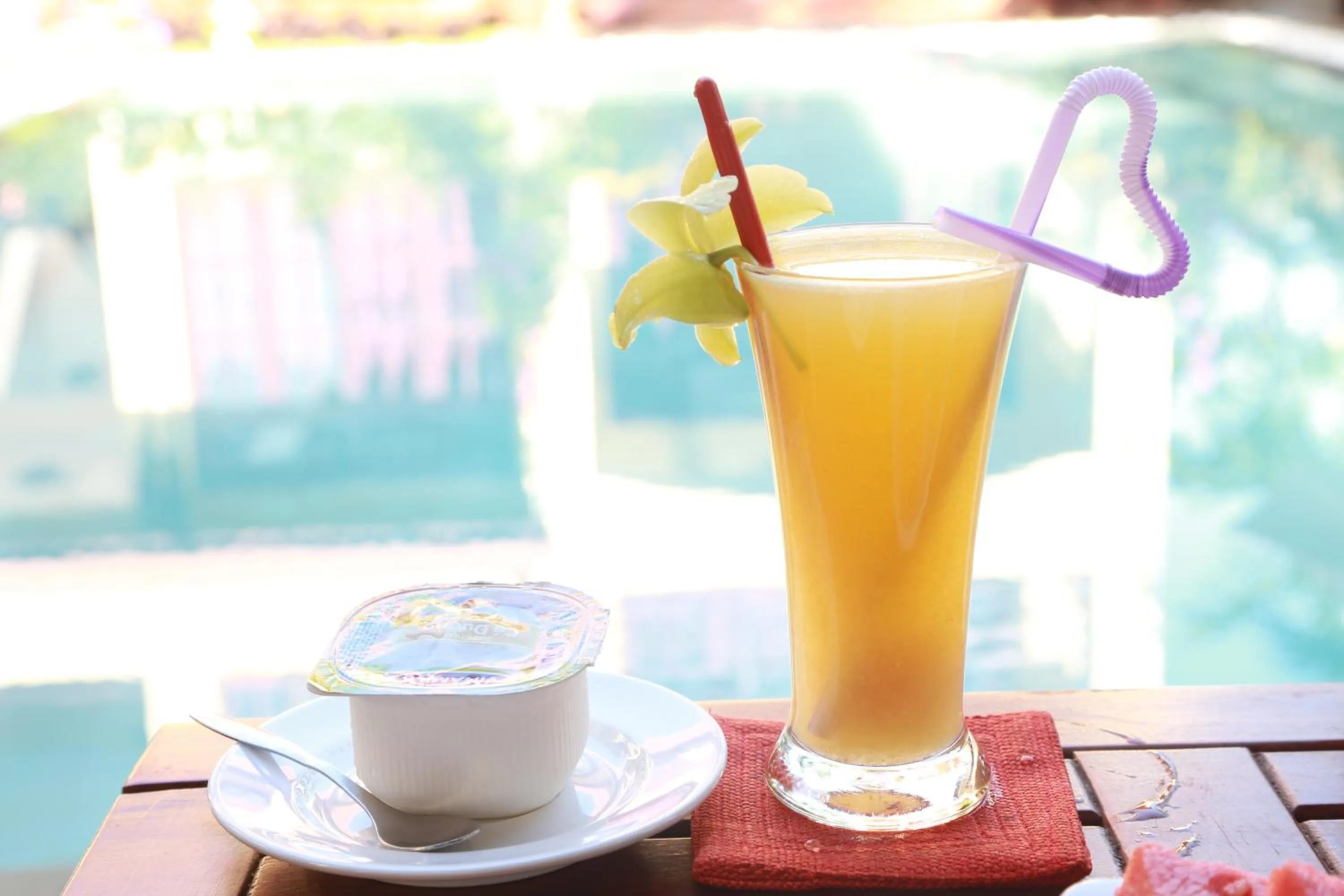 Non alcoholic drinks in The Earth Villa