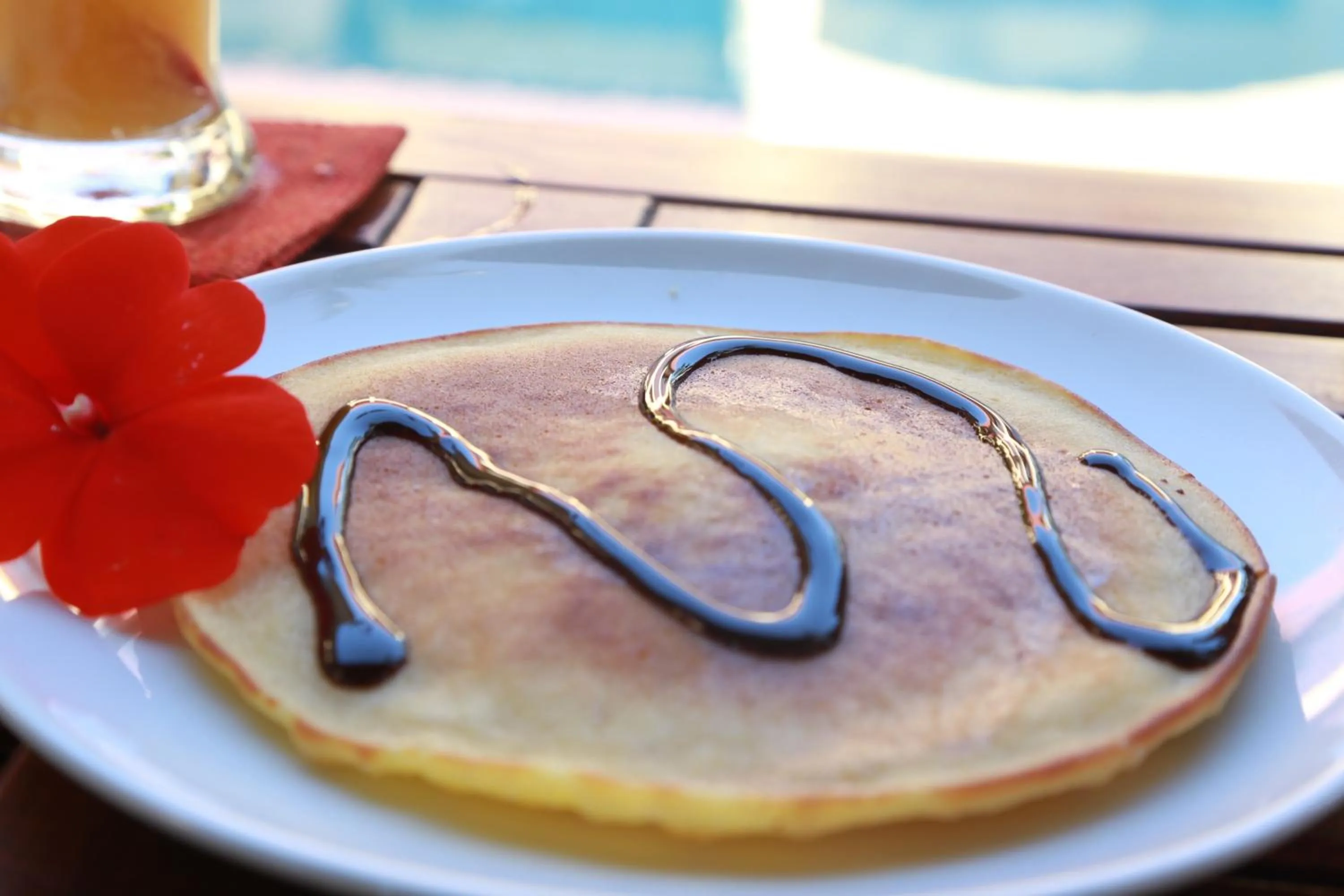 Food and drinks in The Earth Villa