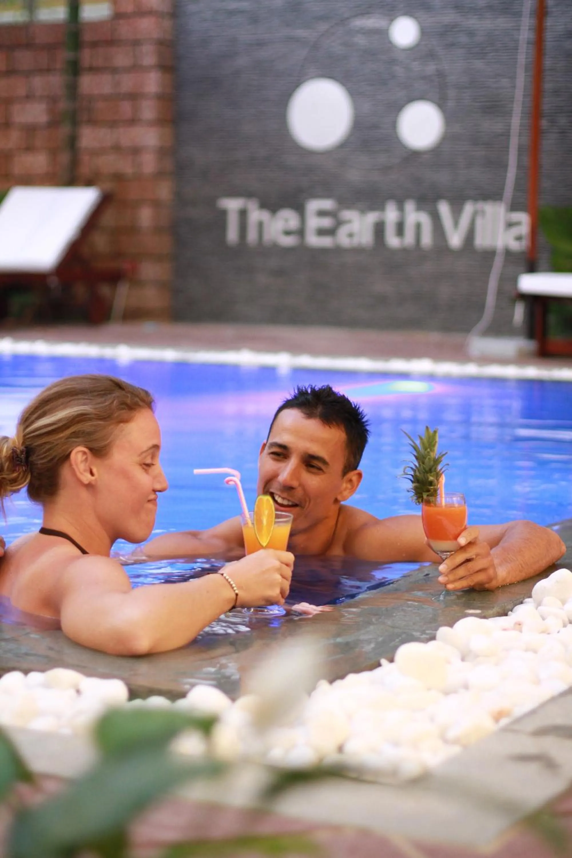 Swimming pool in The Earth Villa