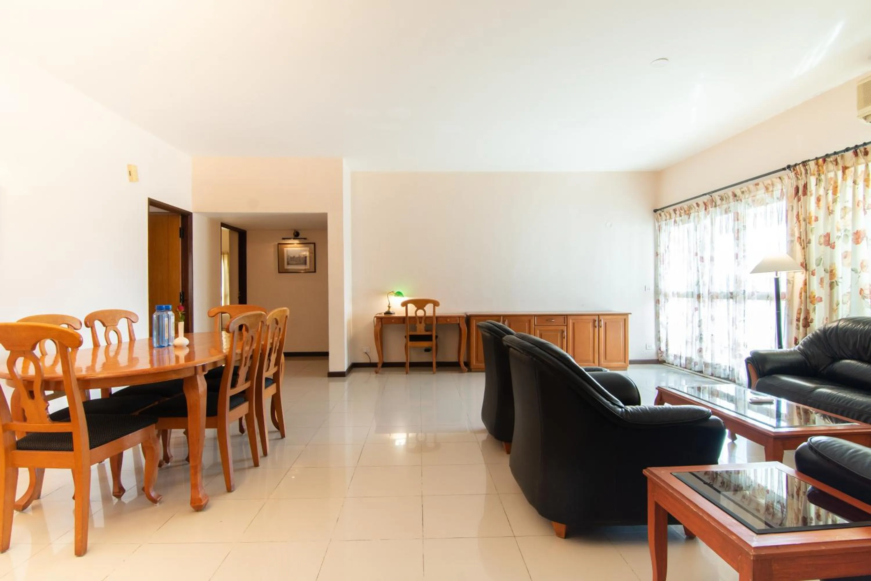 Seating area in Halcyon Hotel Residences Koramangala - Bangalore