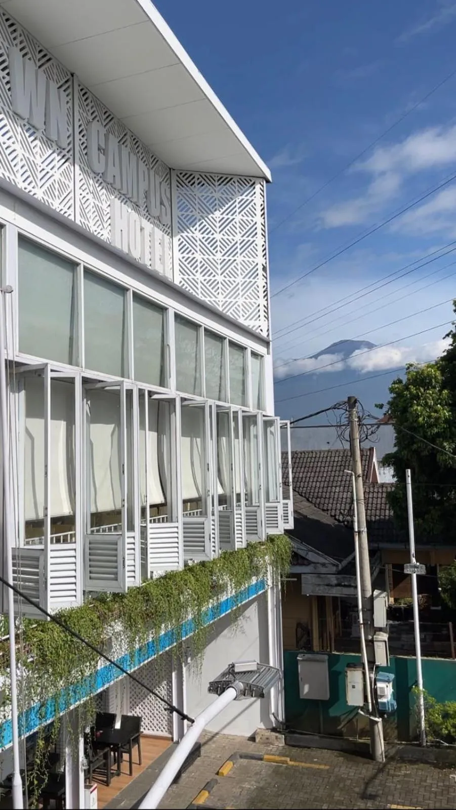 Hotel Wisata Niaga Campus