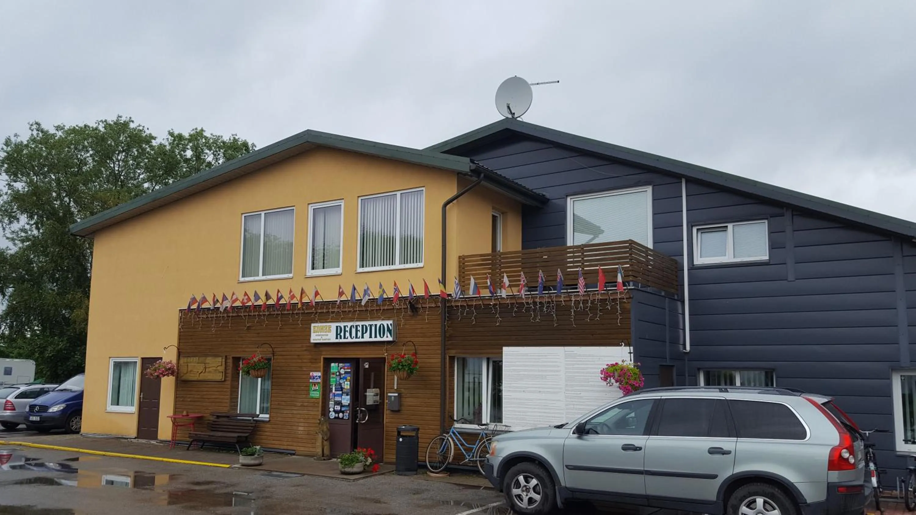 Facade/entrance in Konse Motel and Caravan Camping