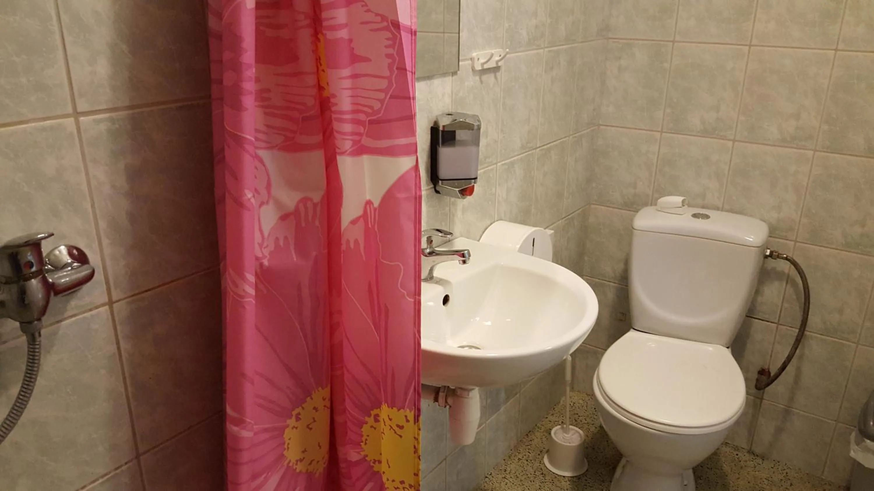 Toilet in Konse Motel and Caravan Camping