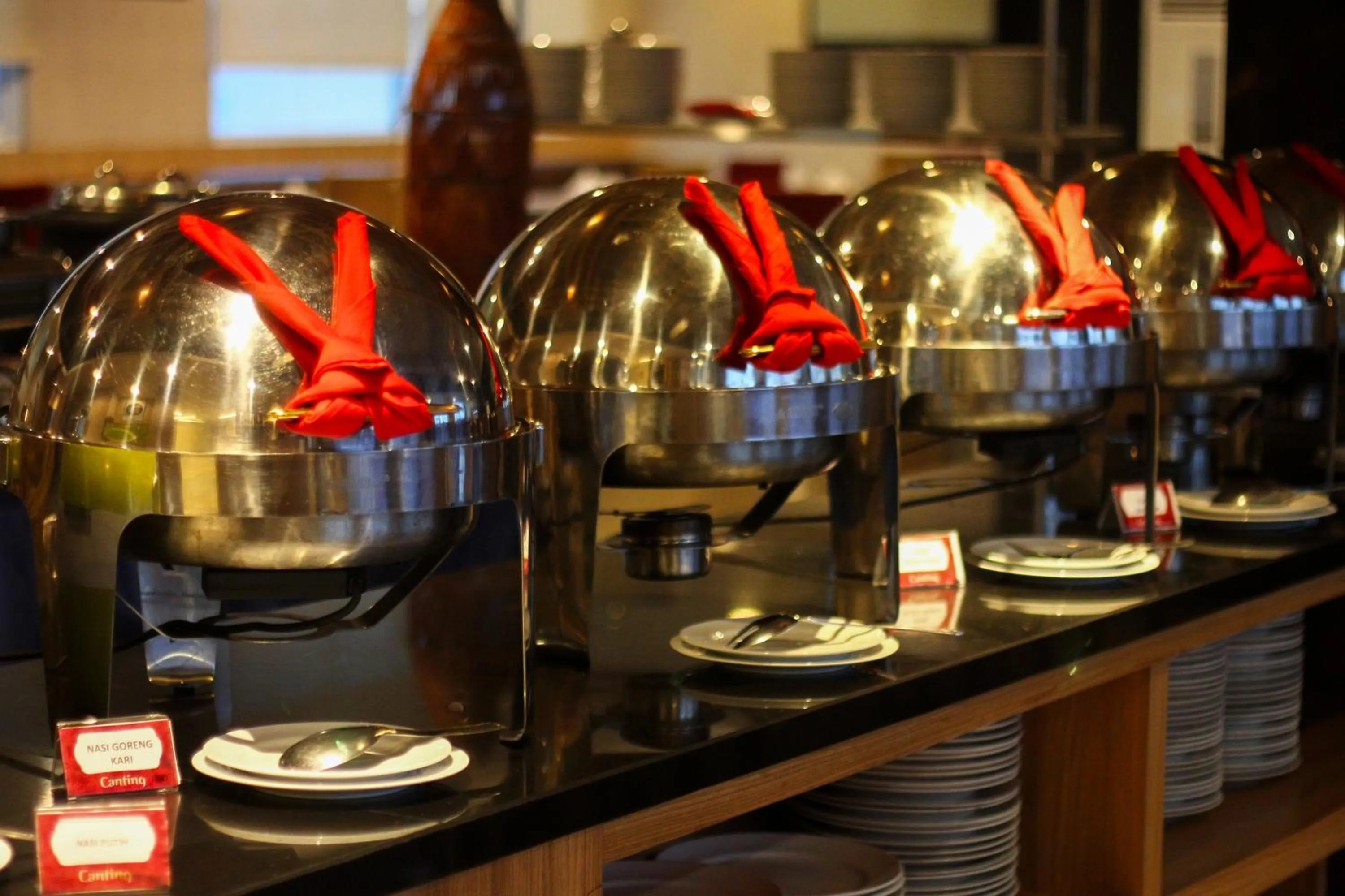 Restaurant/places to eat in Hotel Dafam Pekanbaru