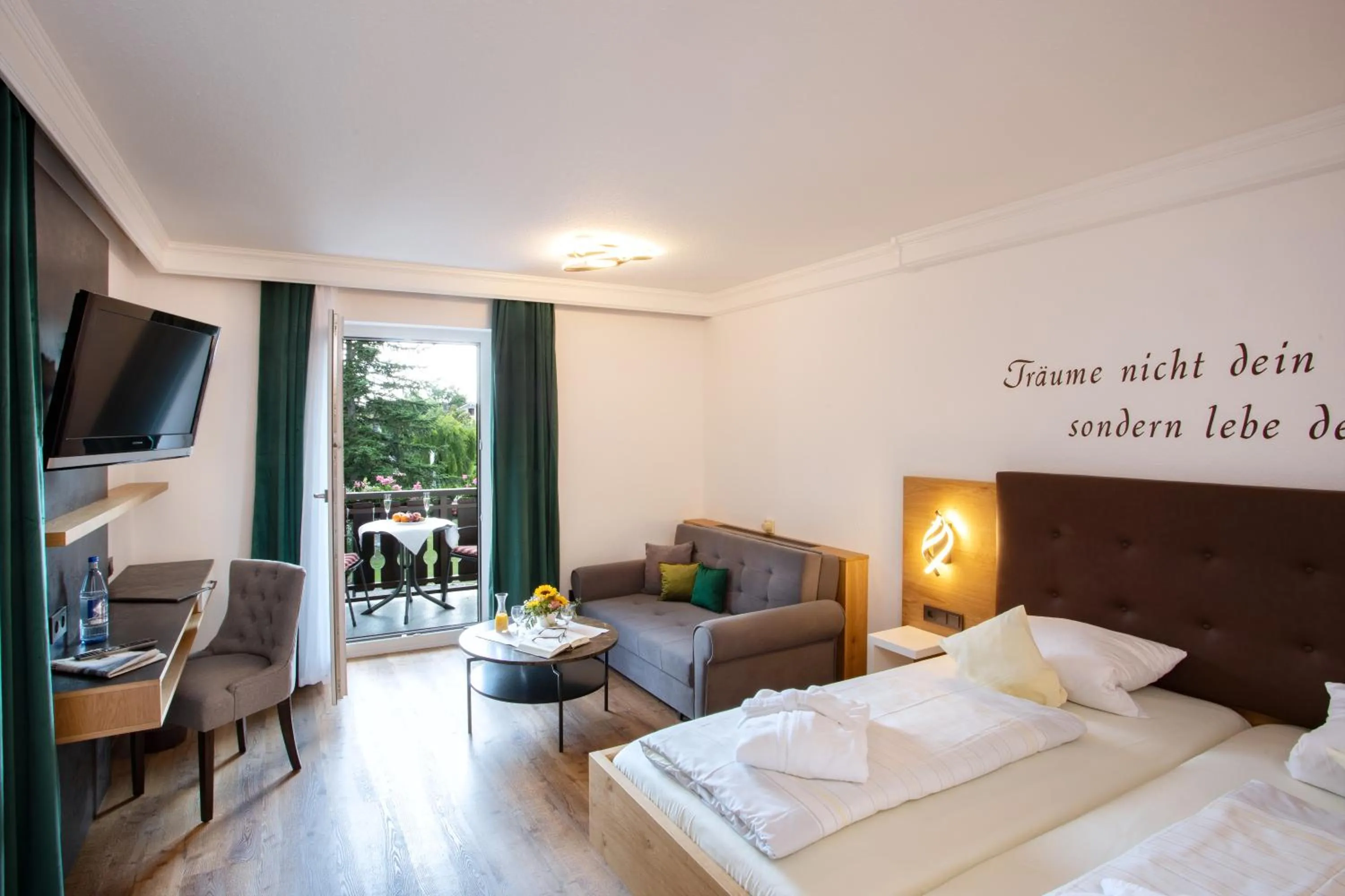 Bed in Gräfliches Hotel Alte Post