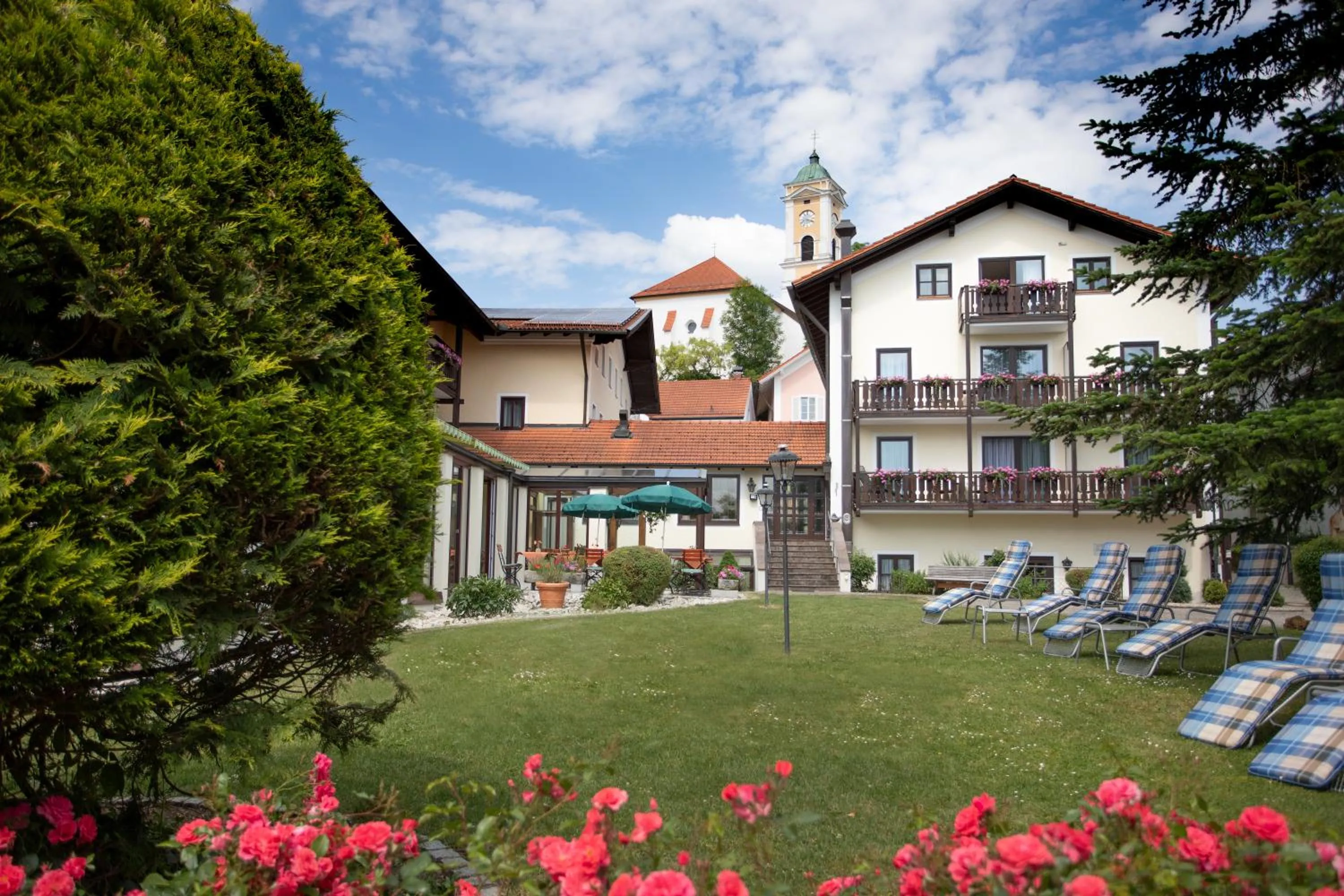 Facade/entrance in Gräfliches Hotel Alte Post