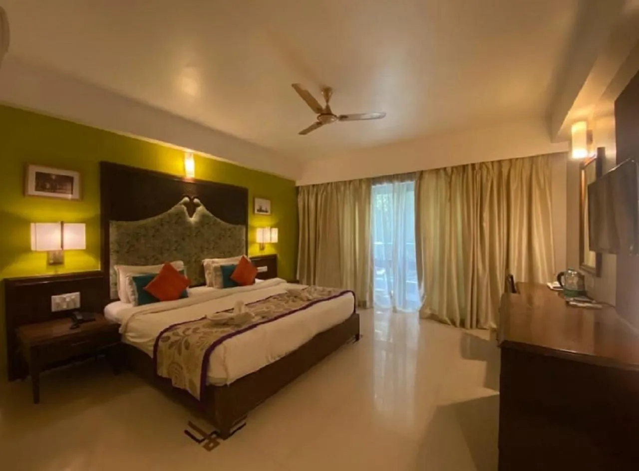 Bedroom, Bed in Tangerine Boutique Resort