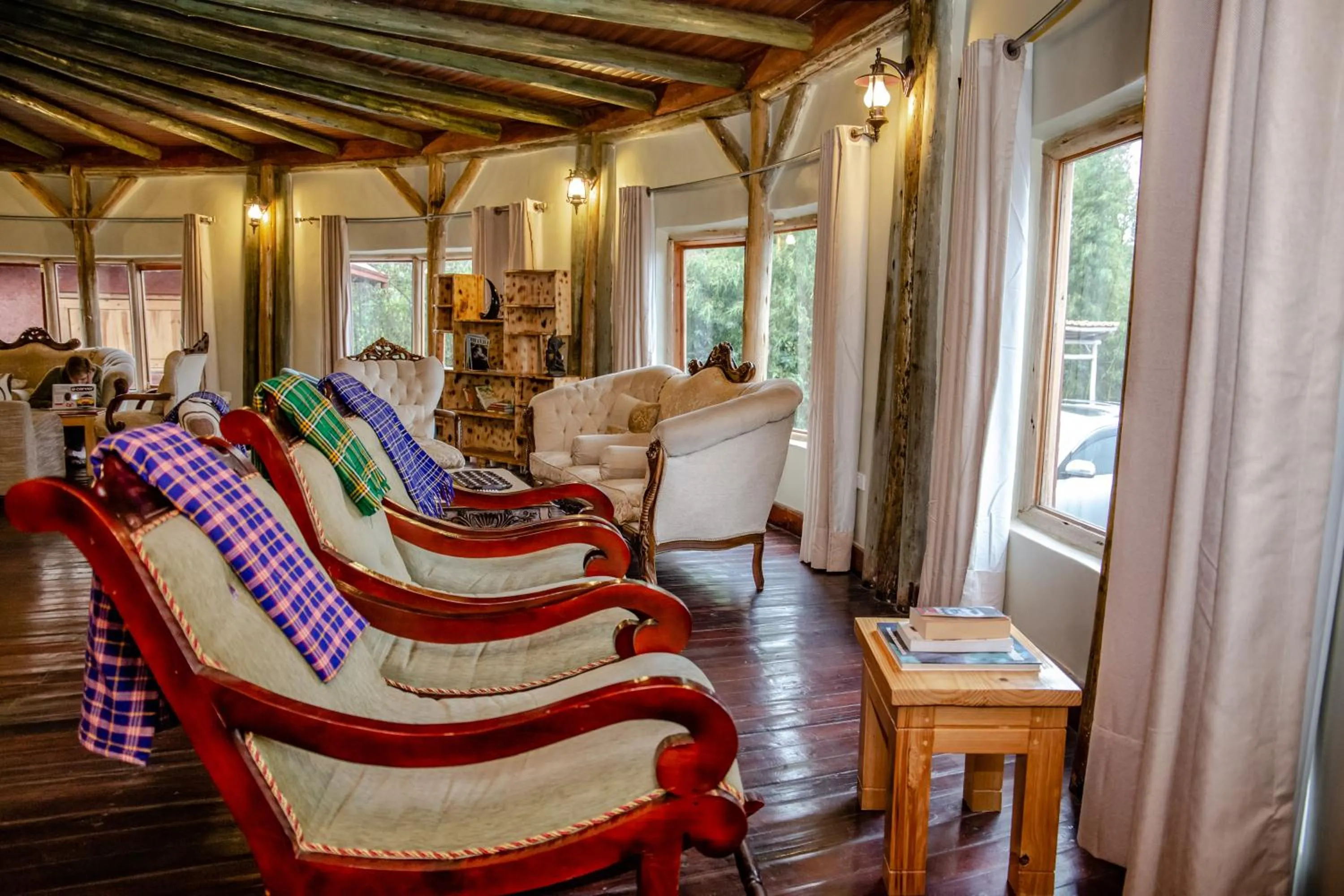 Living room in Ingagi Park View Lodge