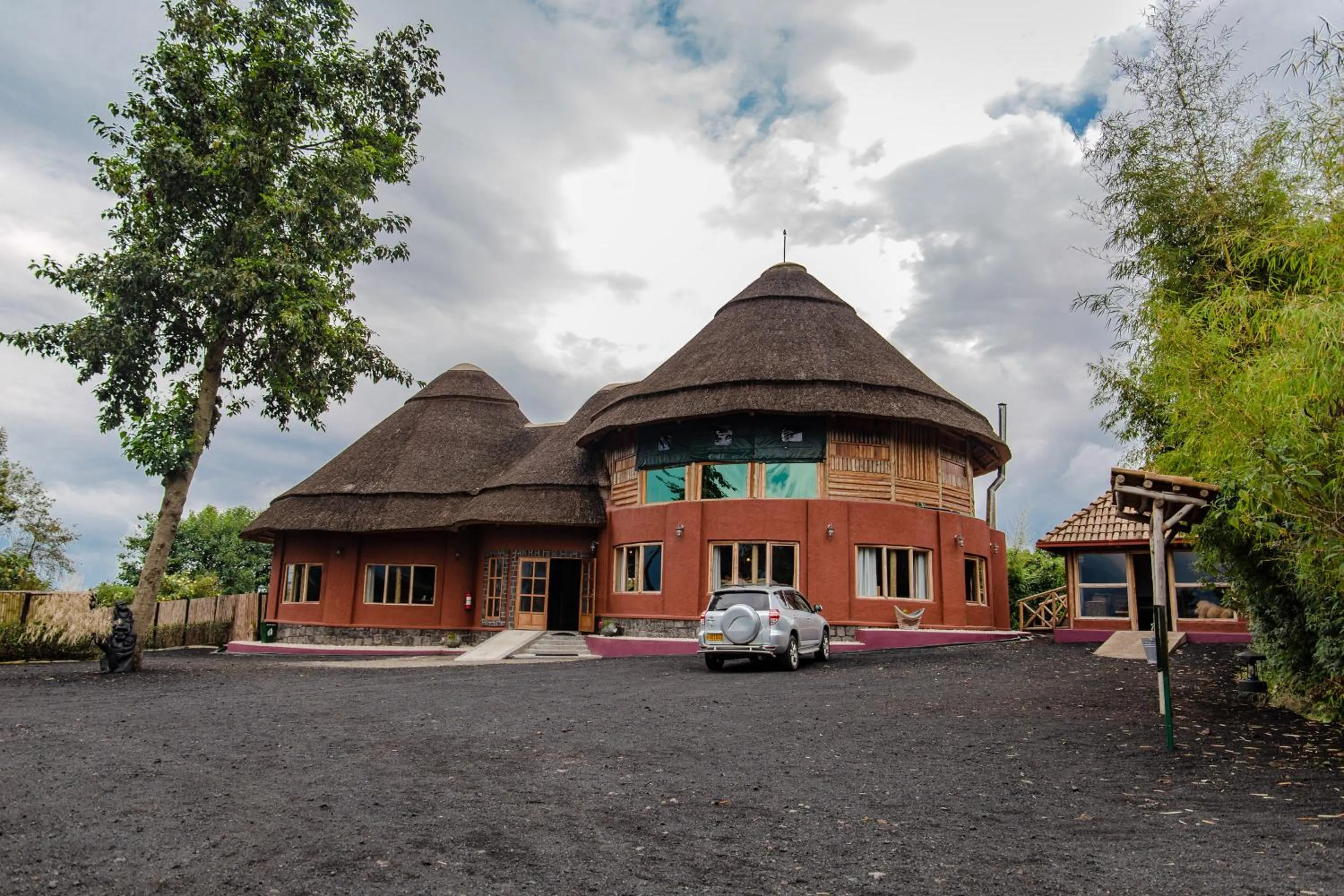 Property building in Ingagi Park View Lodge