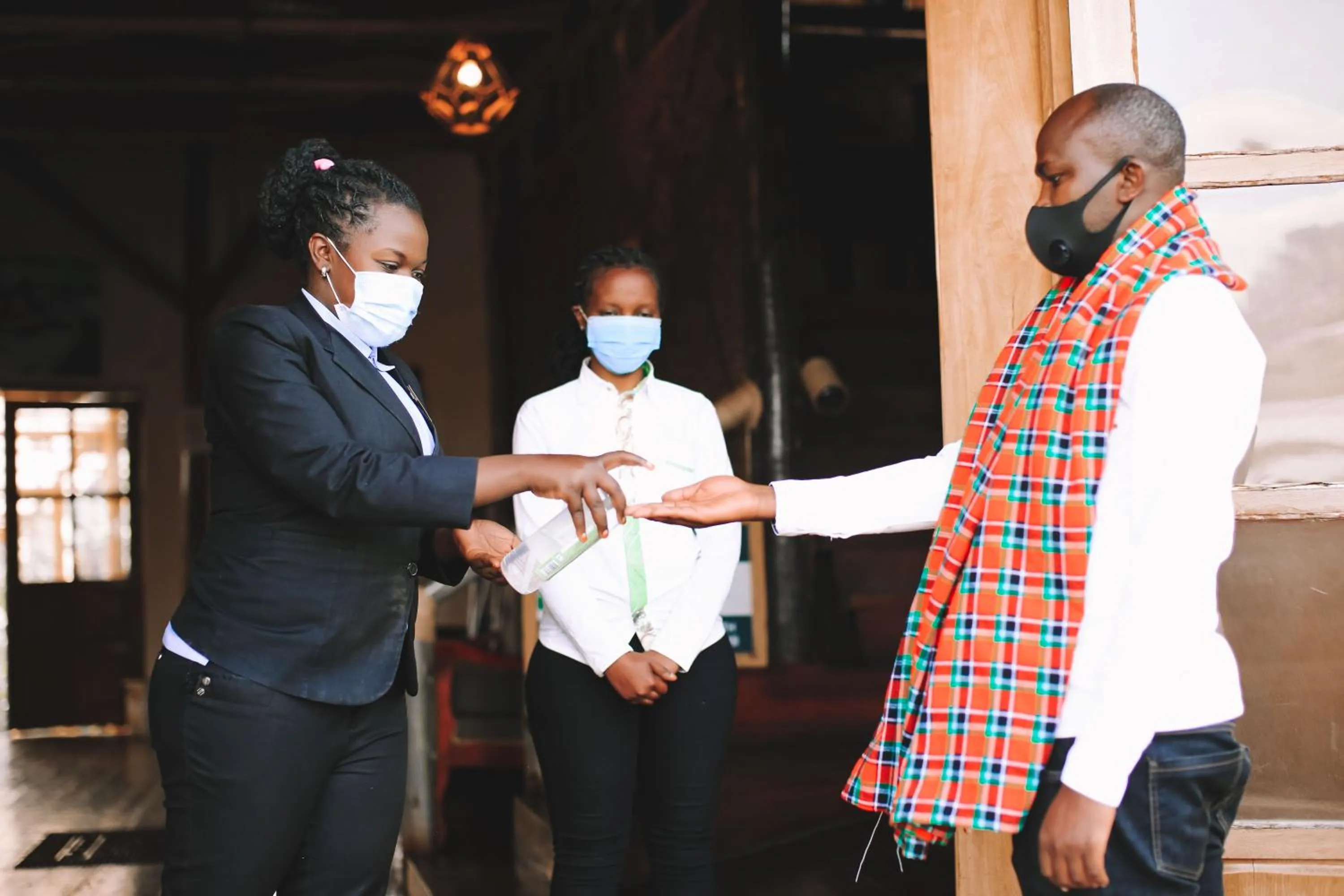 Ingagi Park View Lodge