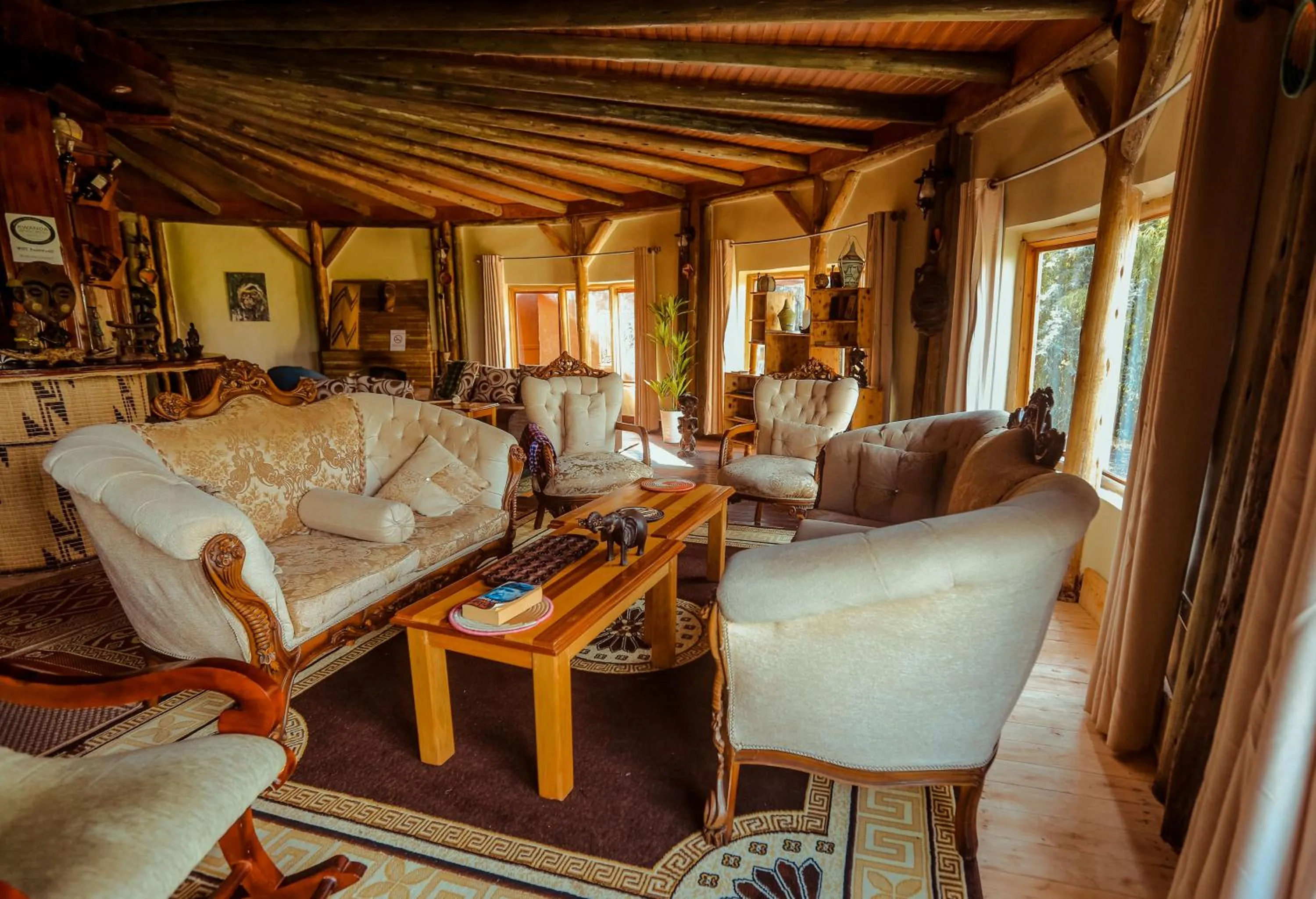 Ingagi Park View Lodge