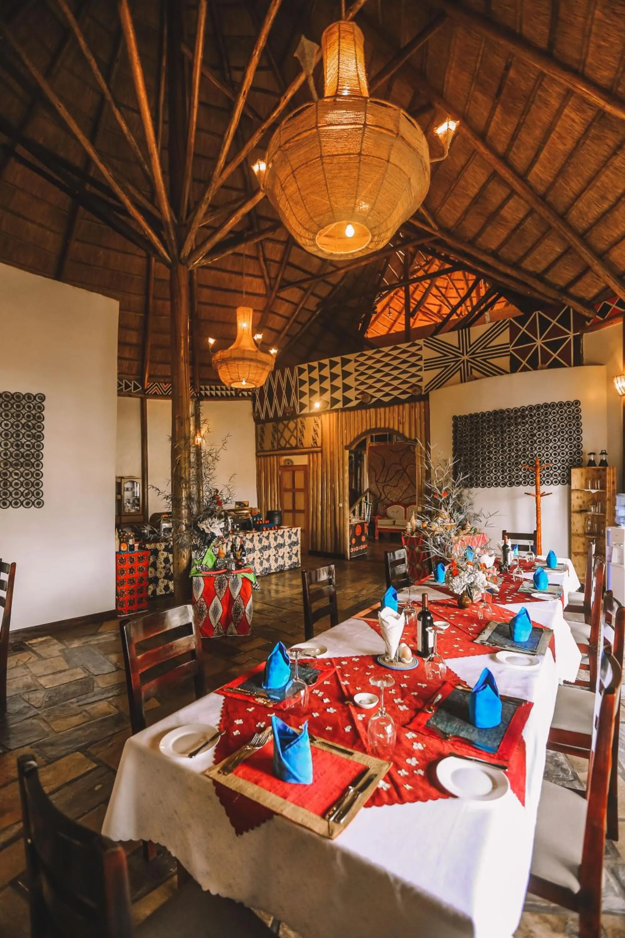 Ingagi Park View Lodge