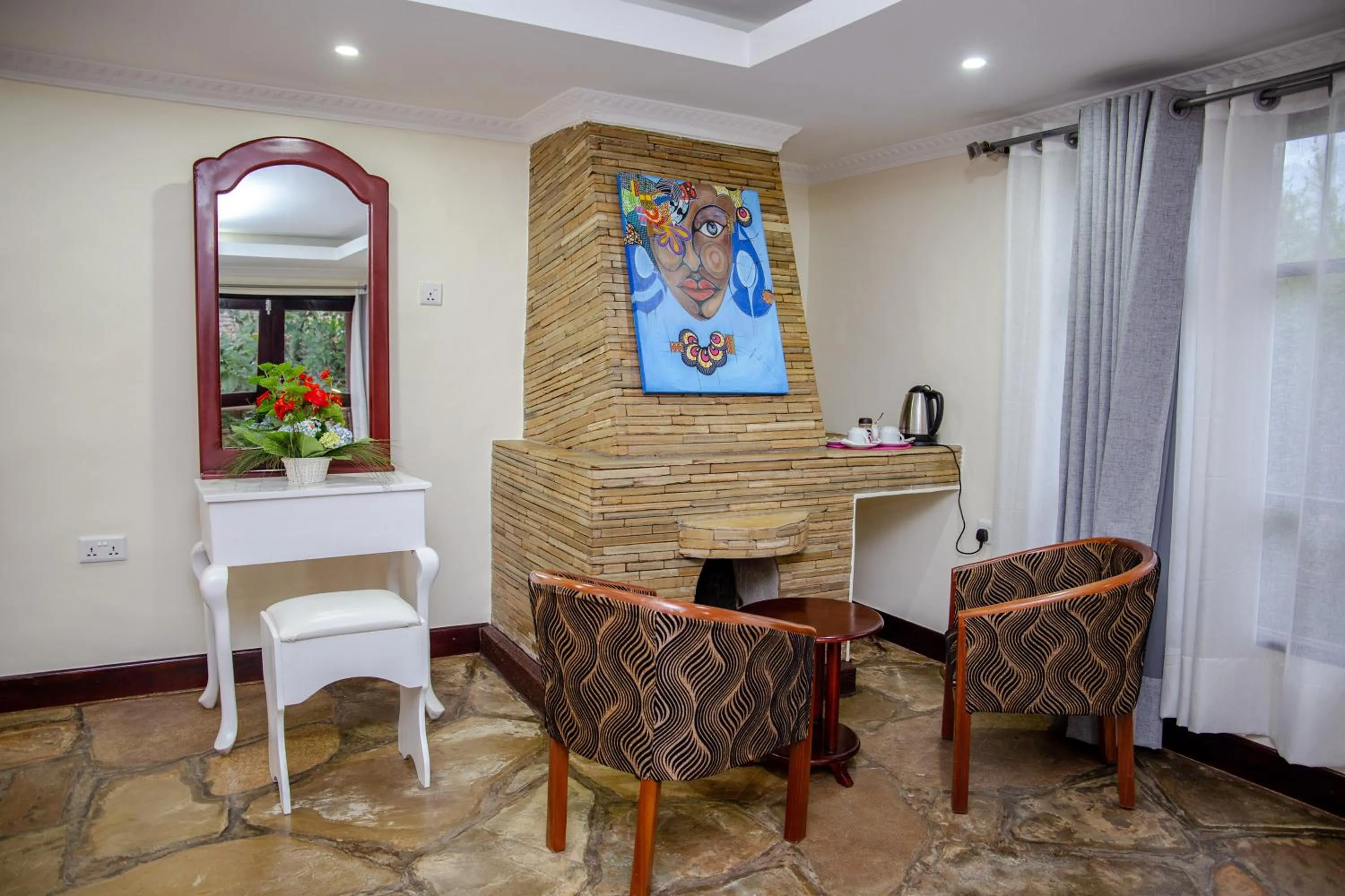 Coffee/tea facilities in Ingagi Park View Lodge