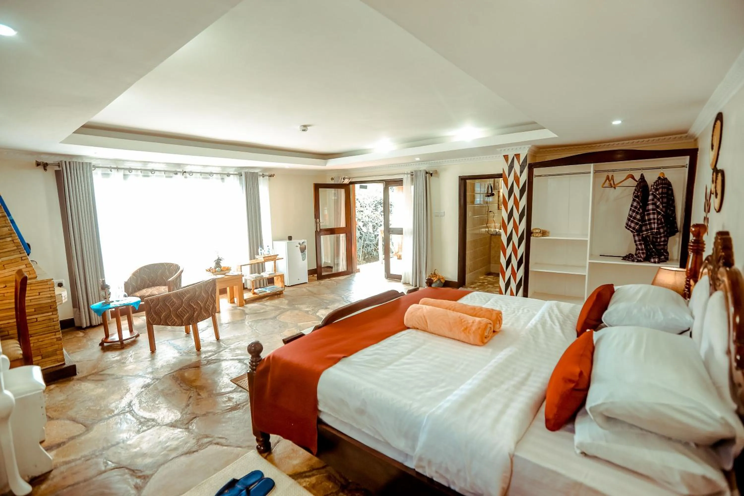 Bed in Ingagi Park View Lodge