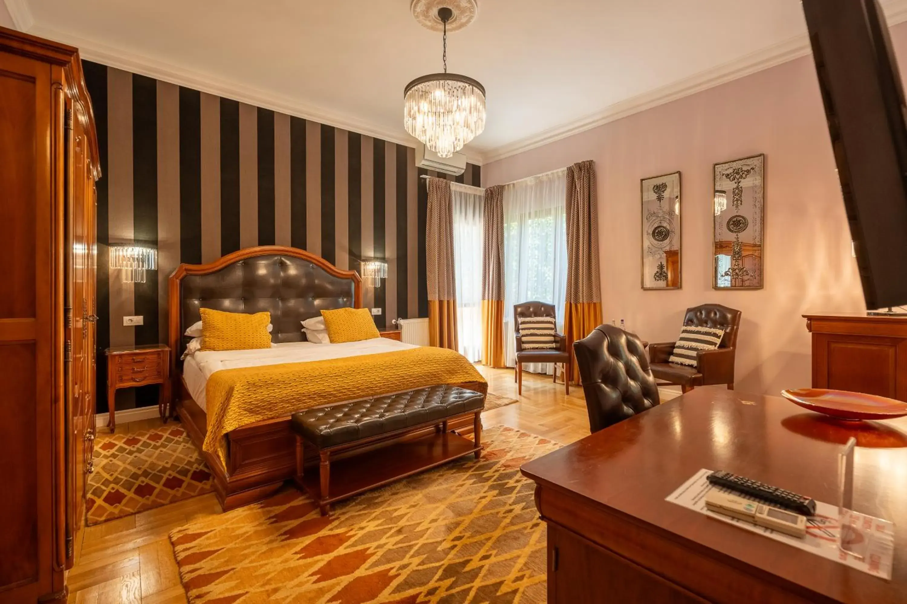 Superior Double Room upper floors no elevator in Casa Cranta Superior Double Room upper floors no elevator in Casa Cranta