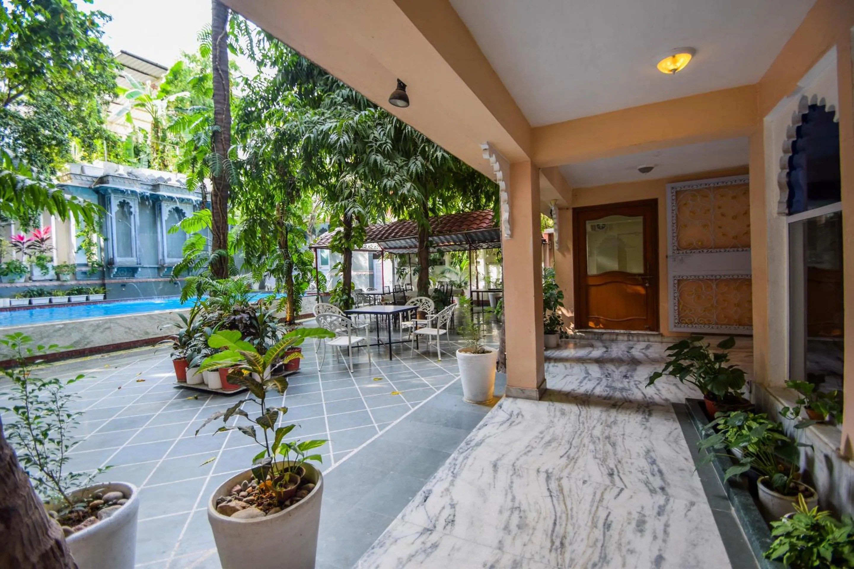 Swimming pool in Hotel Raj Palace Udaipur