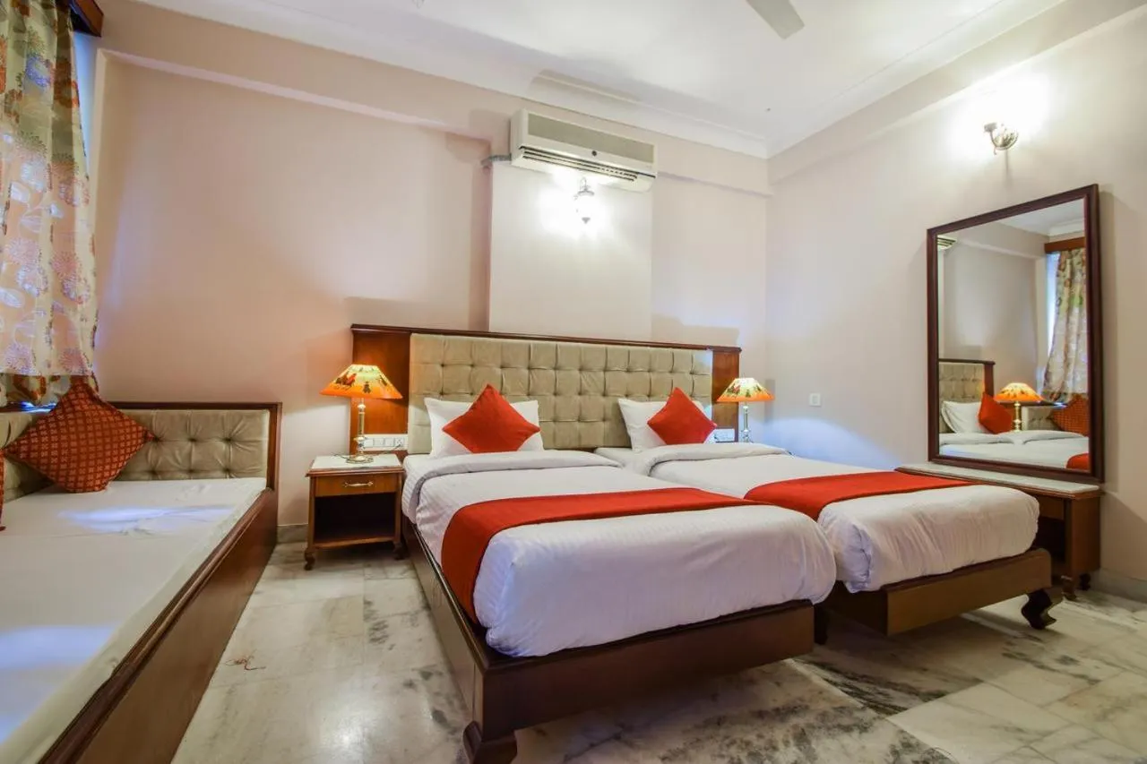 Hotel Raj Palace Udaipur