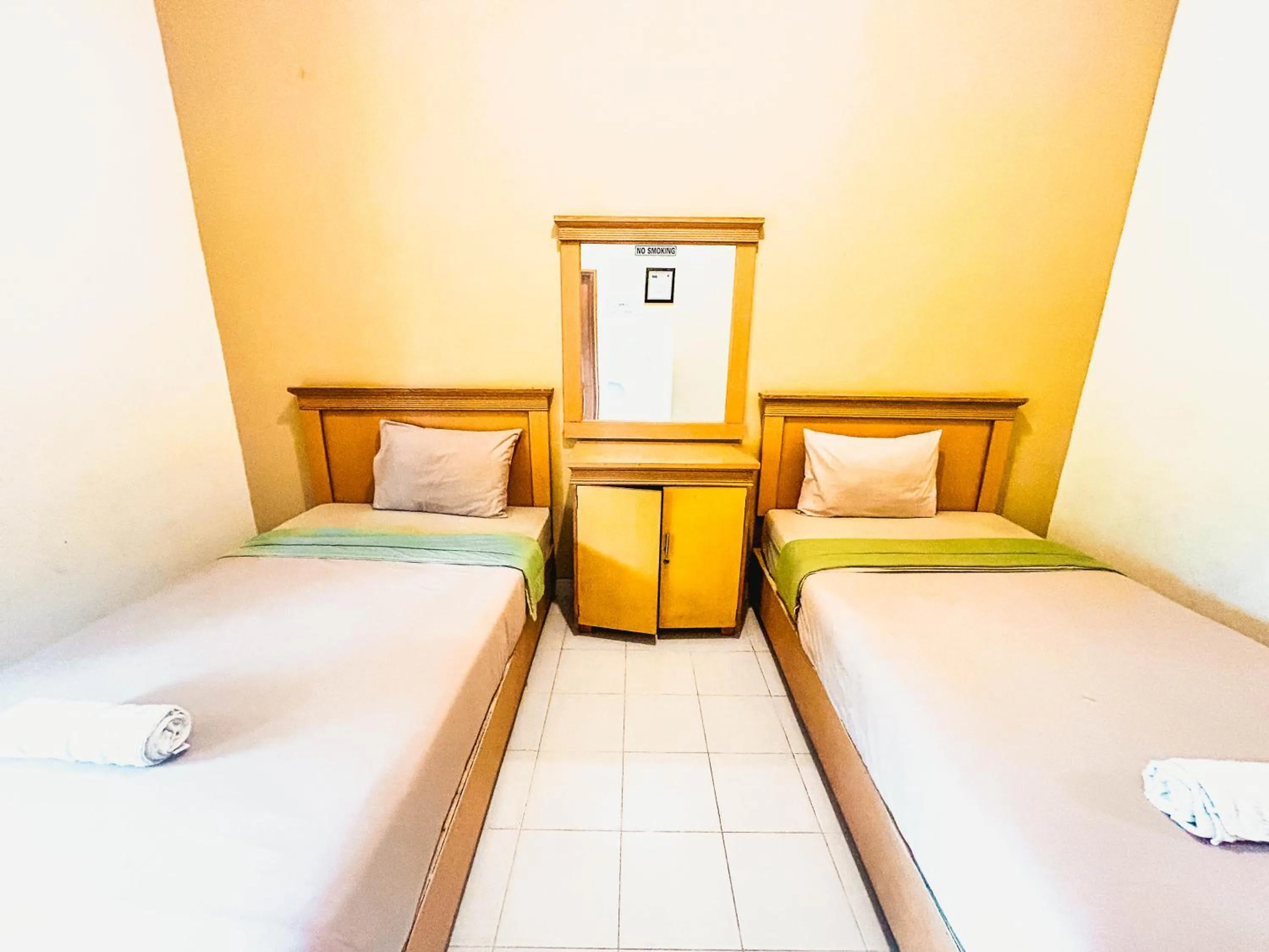 Bed in Lembah Rinjani Villa & Resto Syariah by ecommerceloka