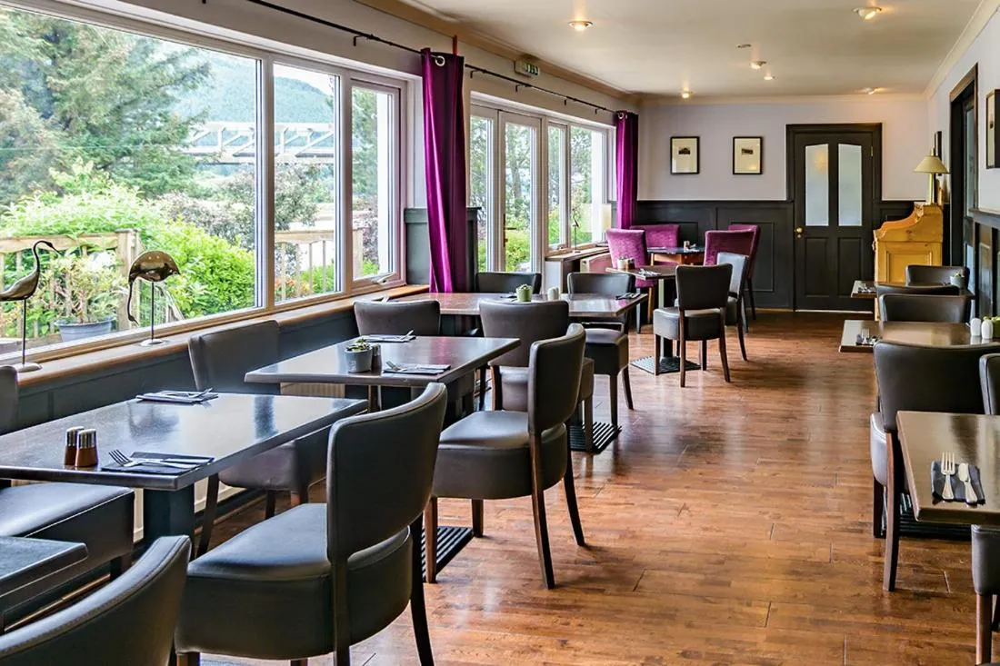 Restaurant/places to eat in Loch Leven Hotel & Distillery
