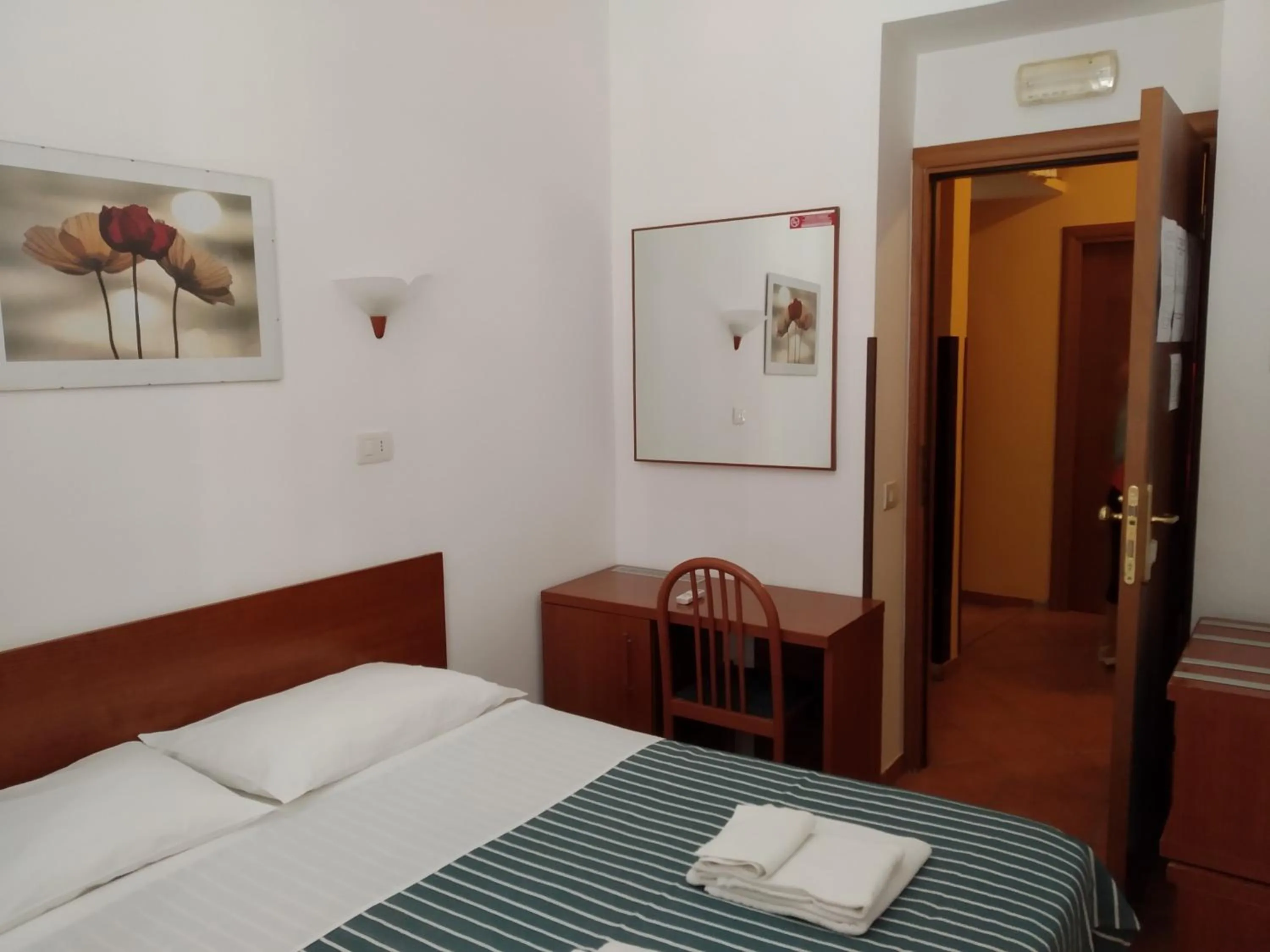 Bedroom, Bed in San Daniele Bundi House