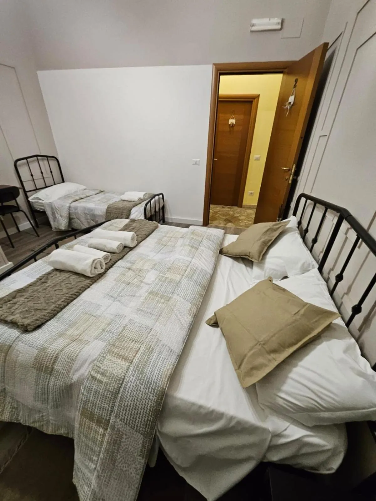 Bed in San Daniele Bundi House