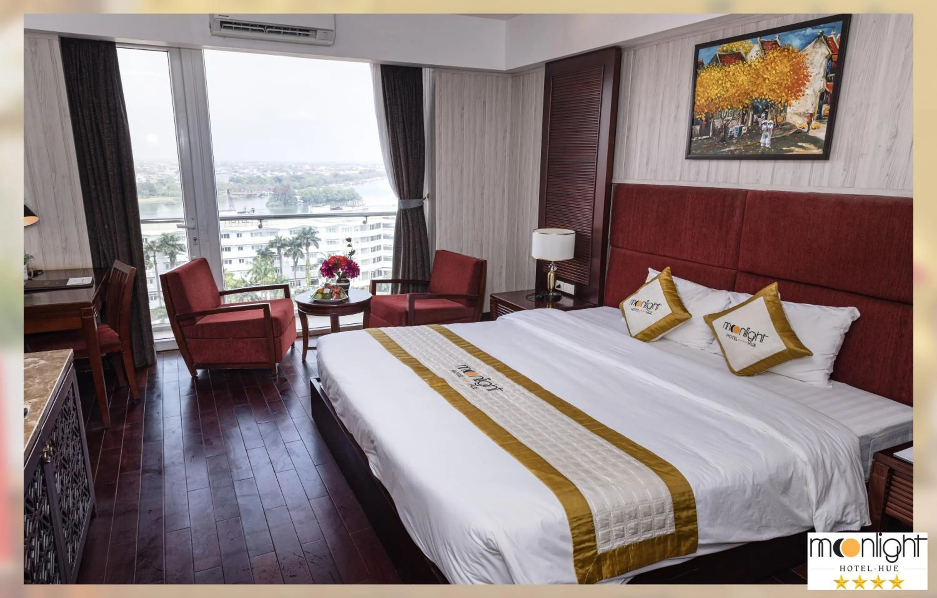 Bed in Moonlight Hotel Hue