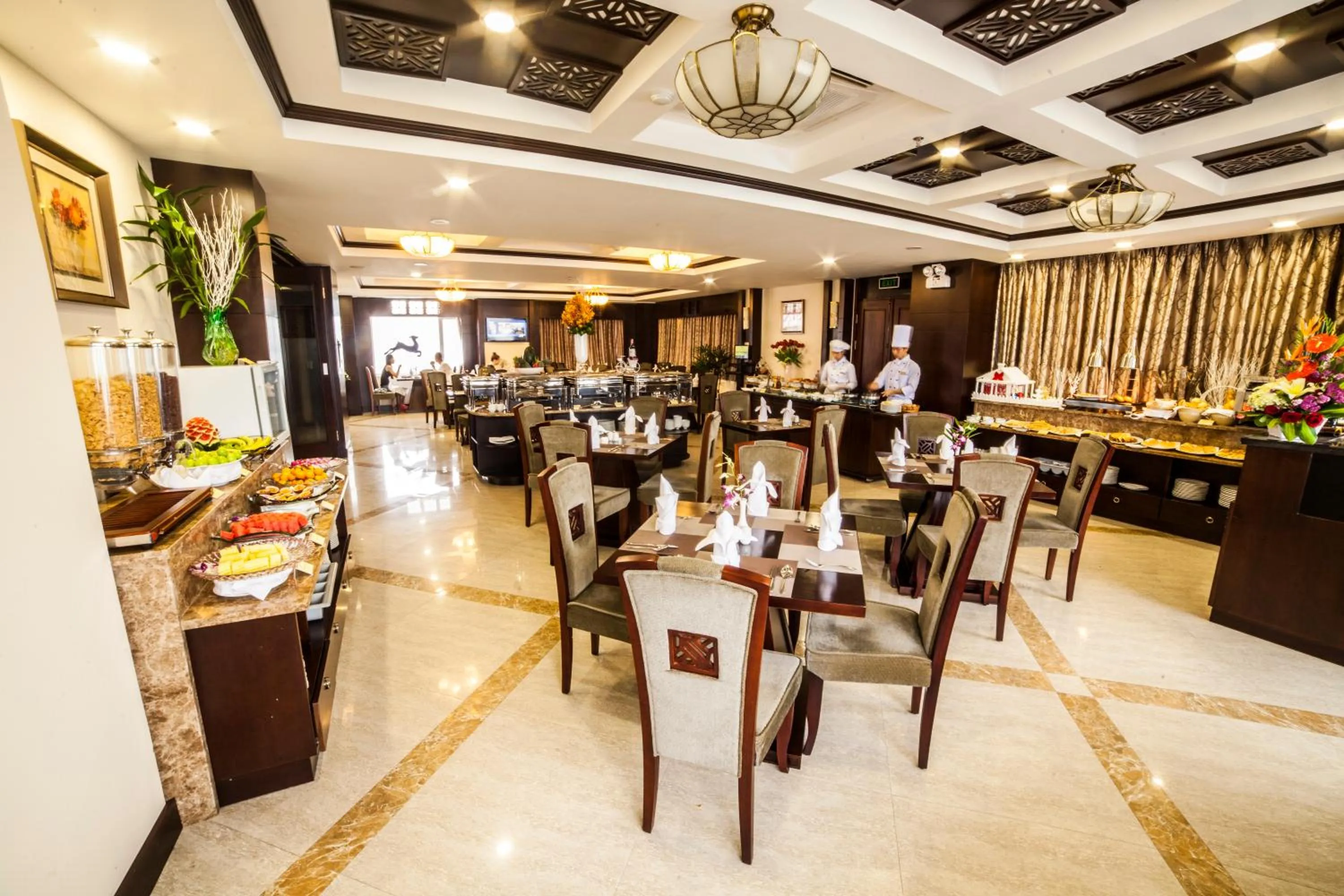 Restaurant/places to eat in Moonlight Hotel Hue