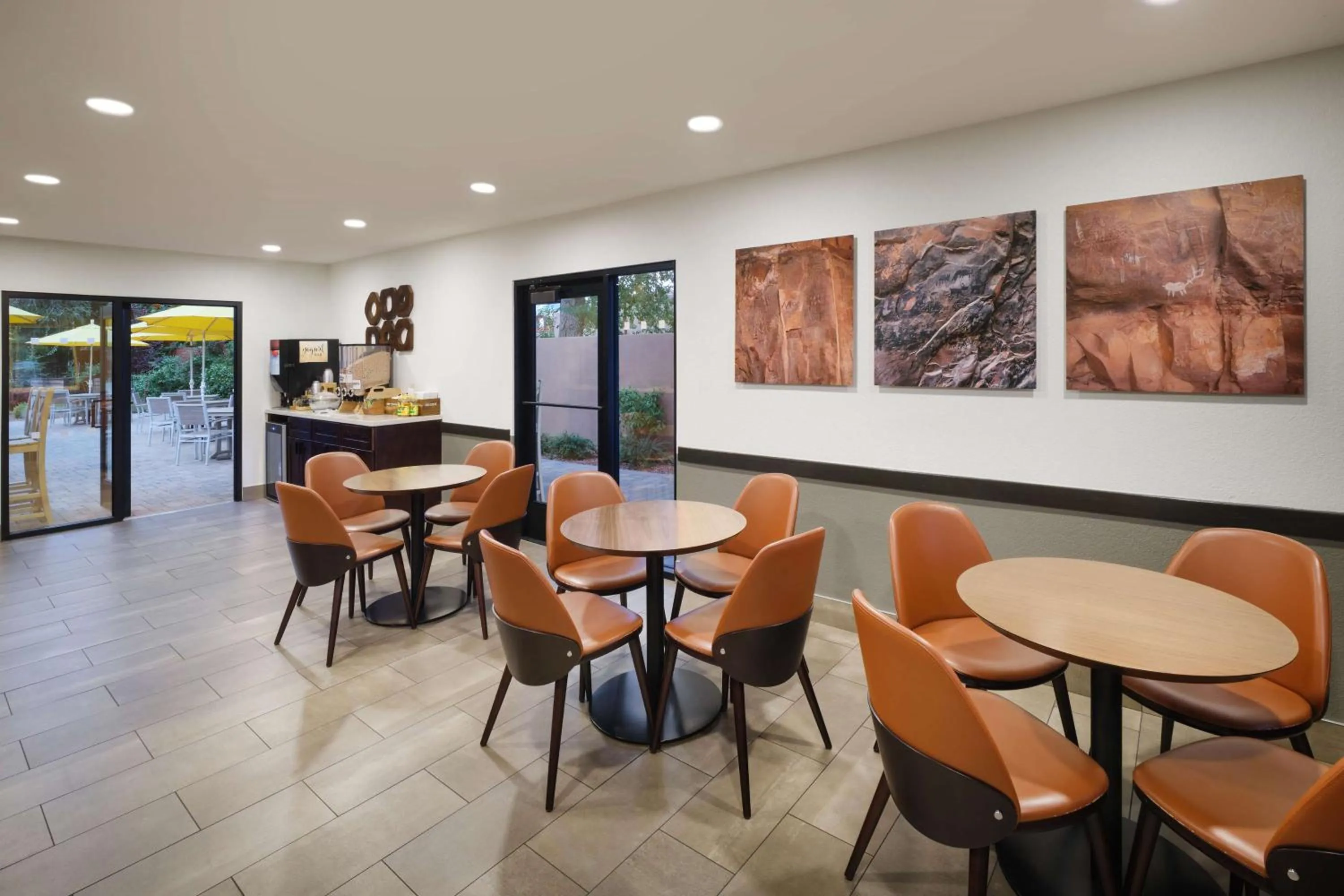 Breakfast in Aiden by Best Western Sedona