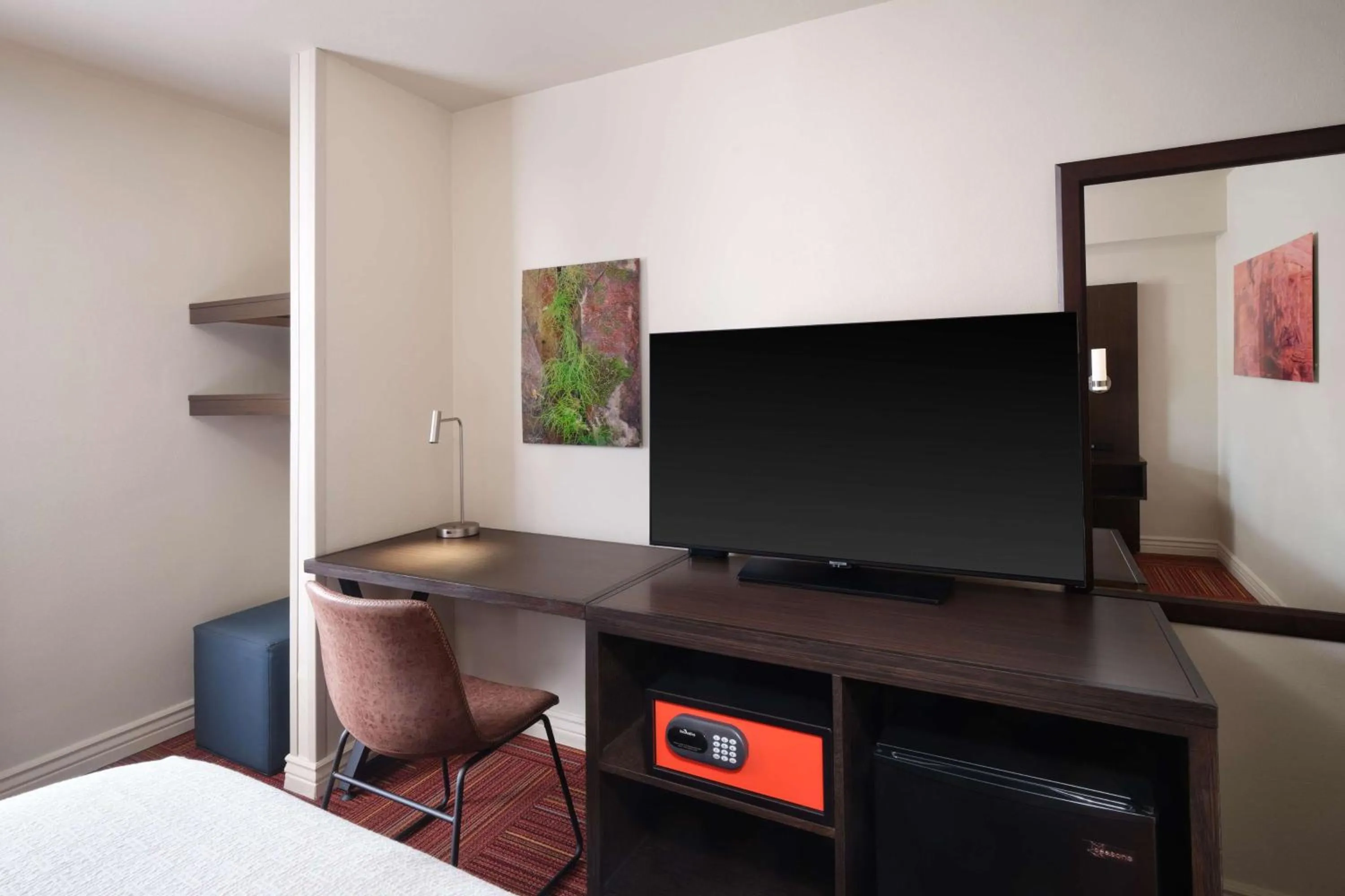 Bedroom in Aiden by Best Western Sedona