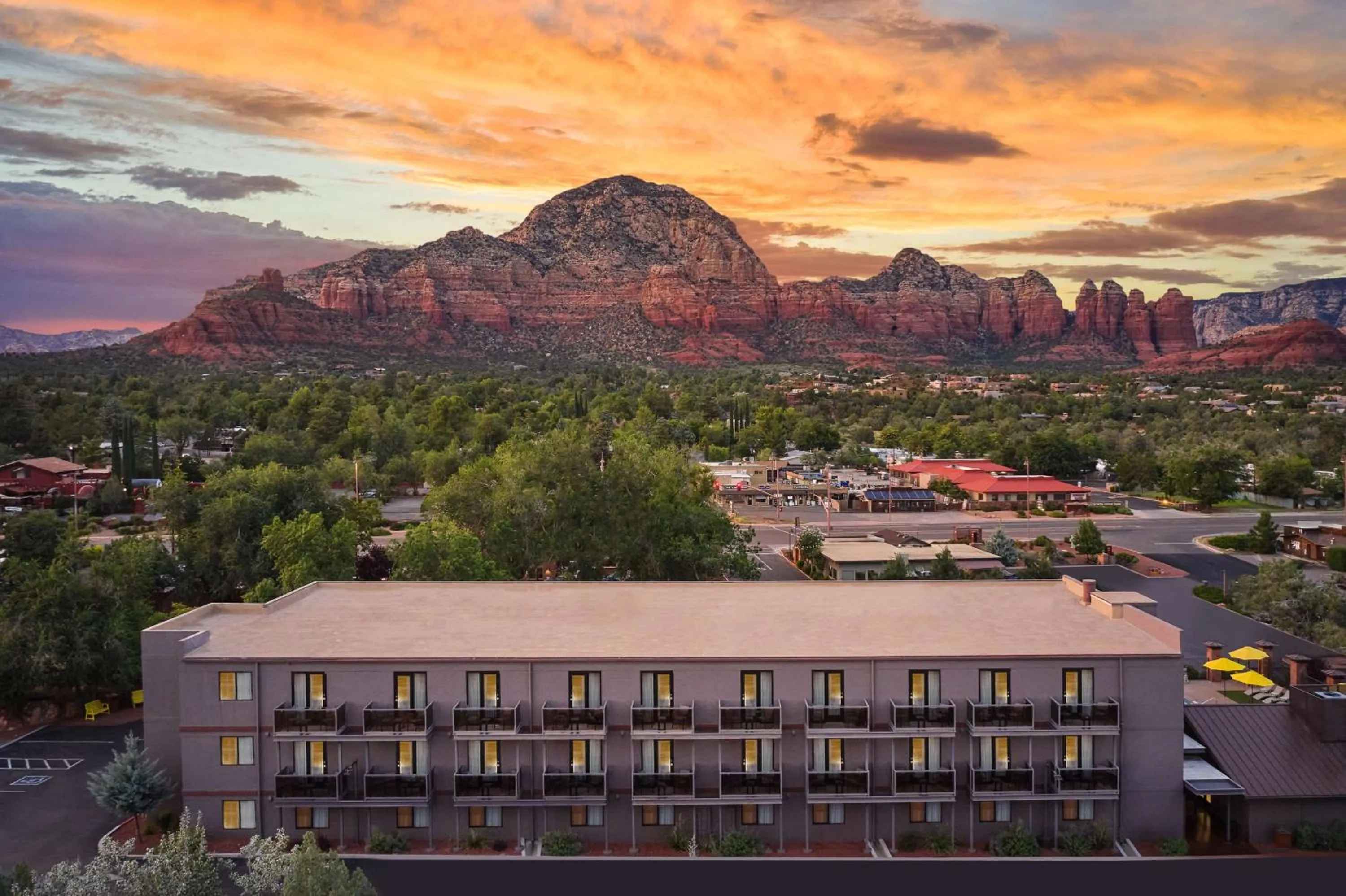 Property building in Aiden by Best Western Sedona